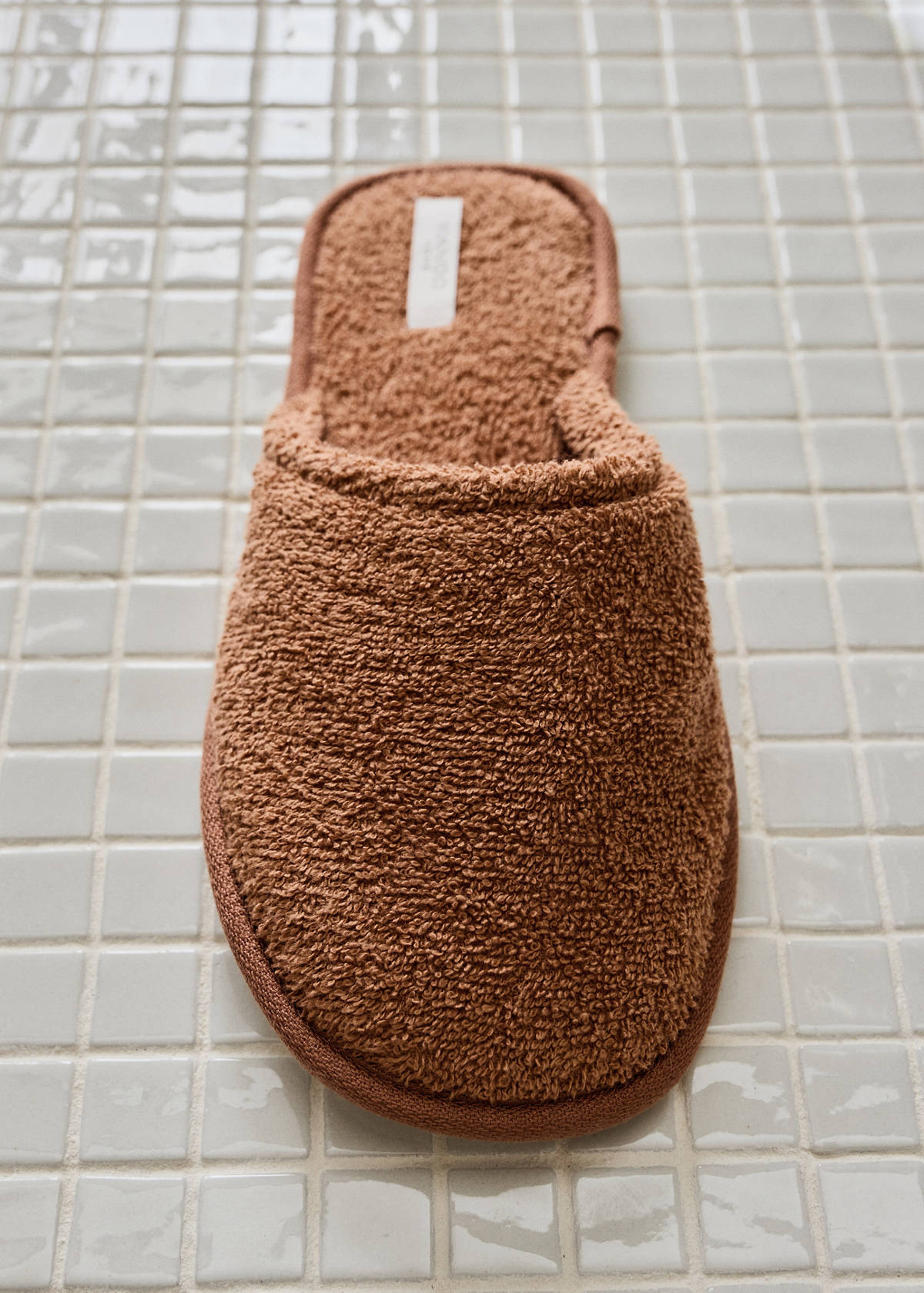 Round-toe terry slippers — Medium Brown