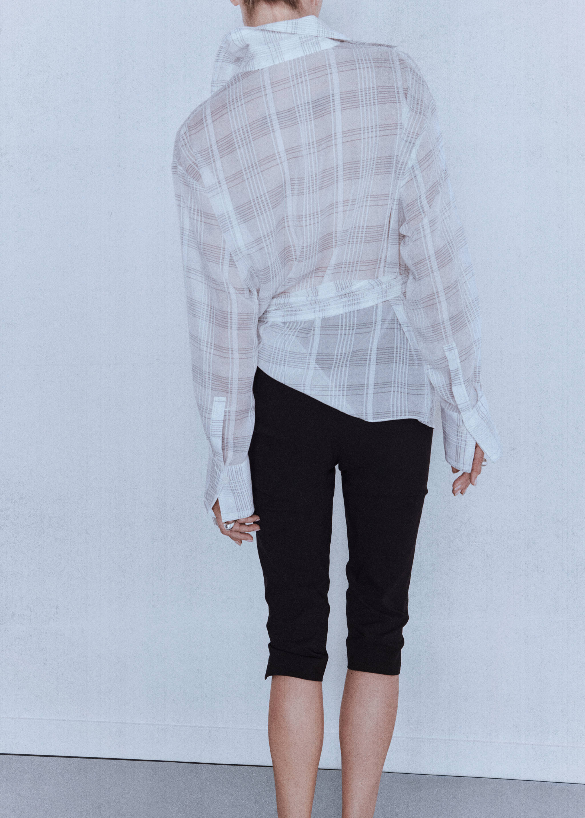 Pantalon capri ceinture - Verso de l’article