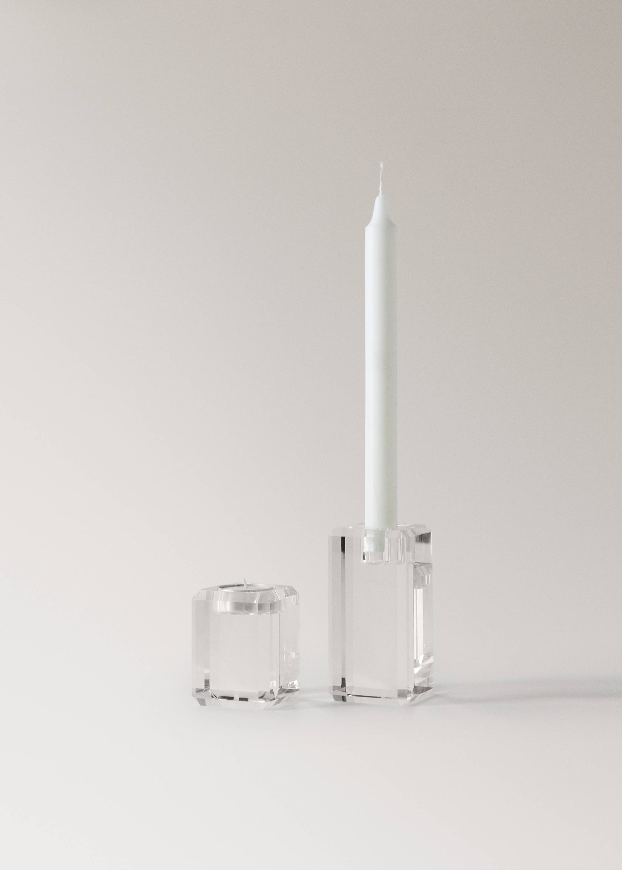 Large glass candleholder - Details of the article 4