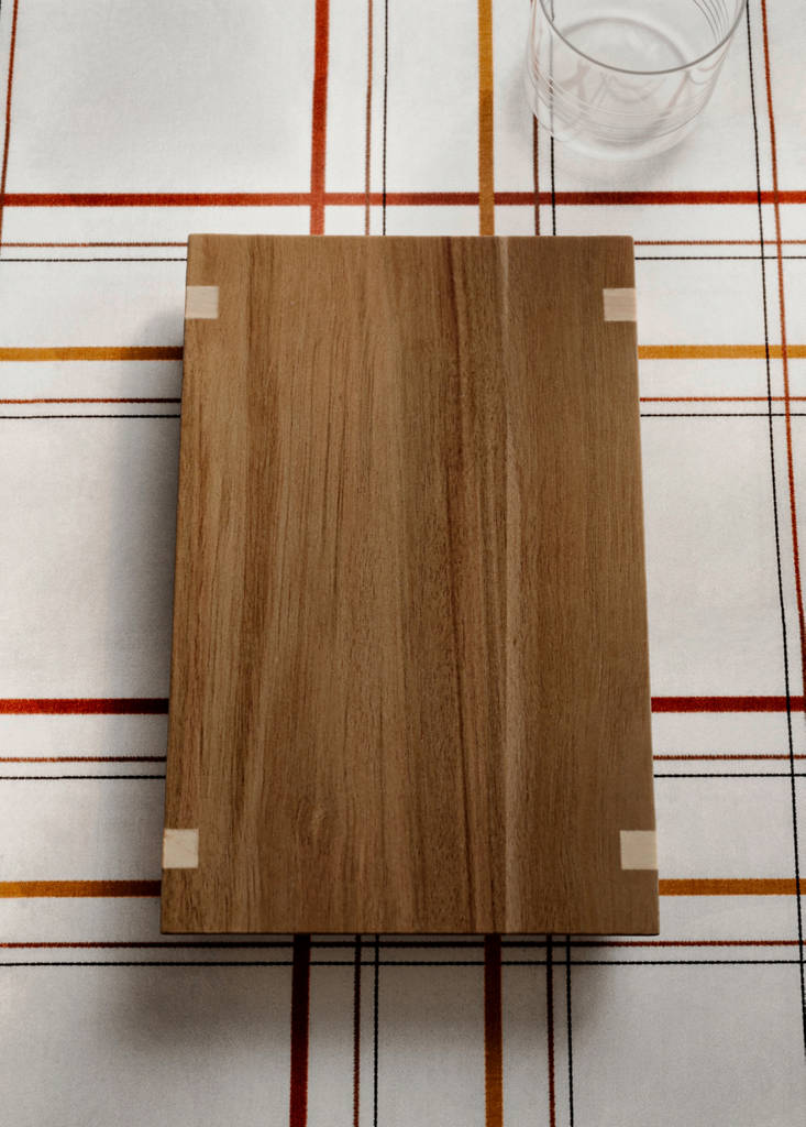 Small wooden tray — Brown