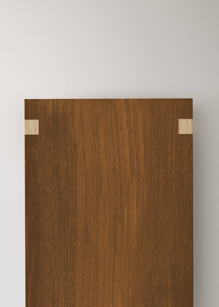 Small wooden tray — Brown