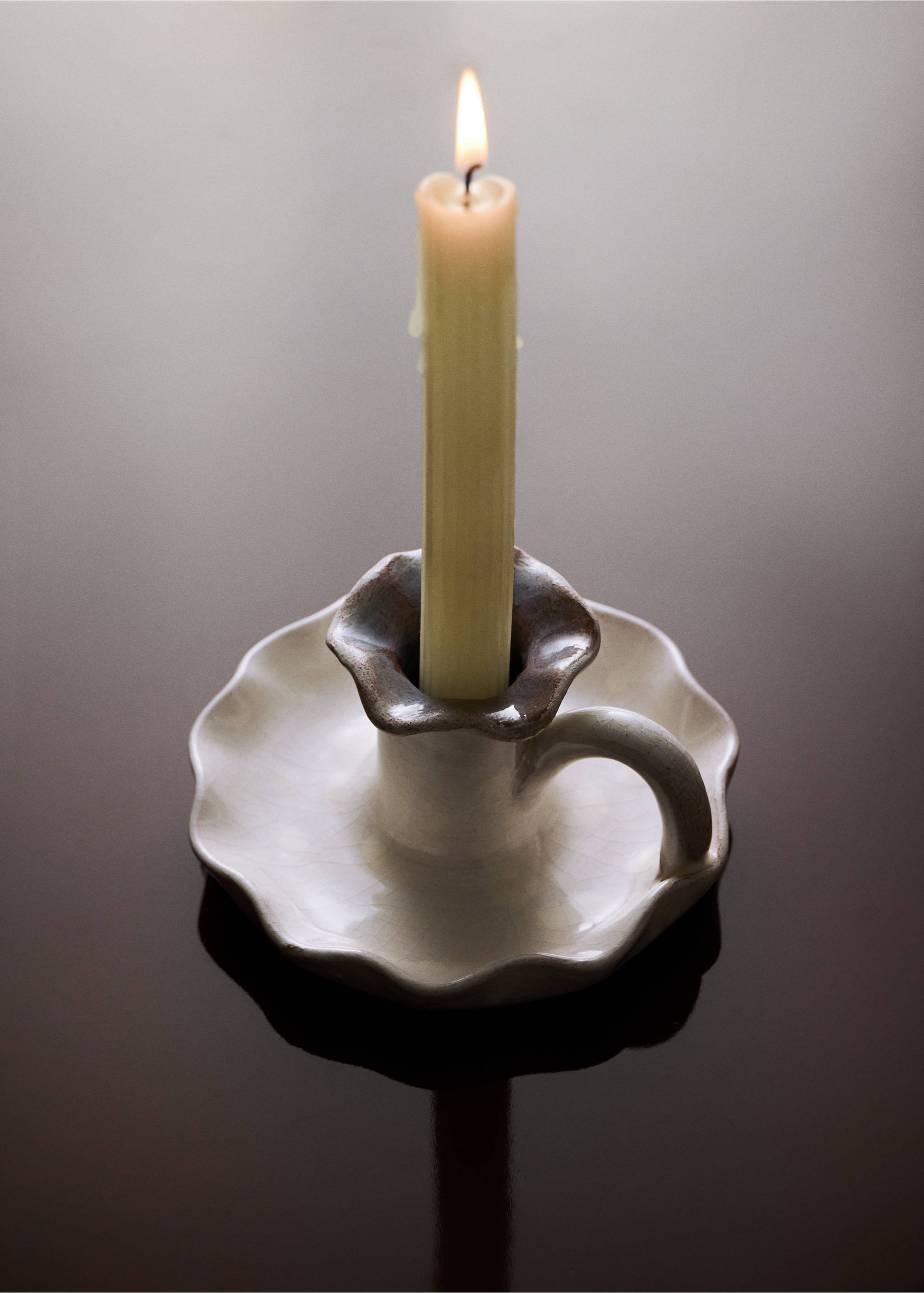 Terracotta wave chamberstick - General plane, White. Ref: 37073291-00.