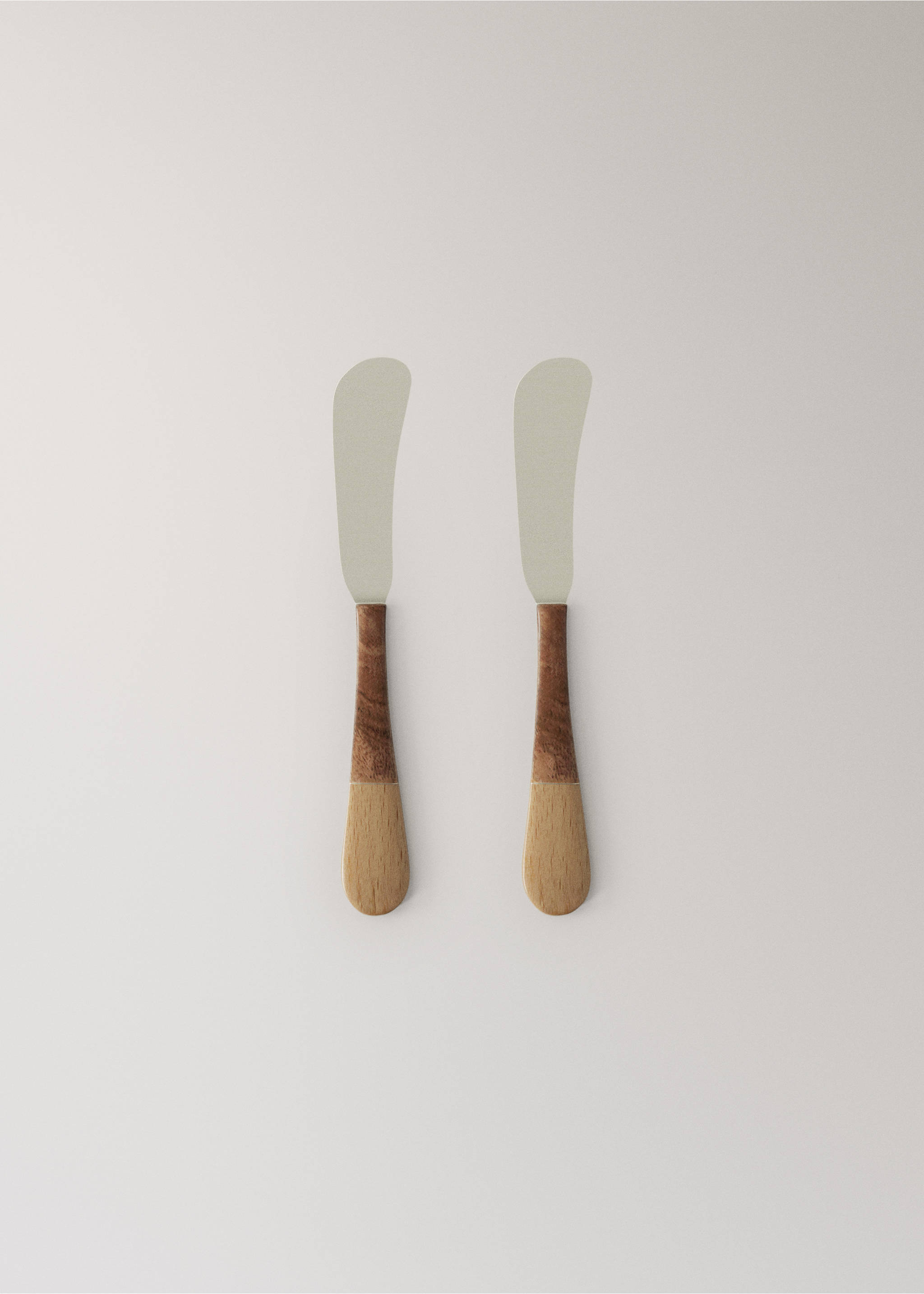 Stainless steel butter knife - Article without model, Ecru. Ref: 37073295-00.