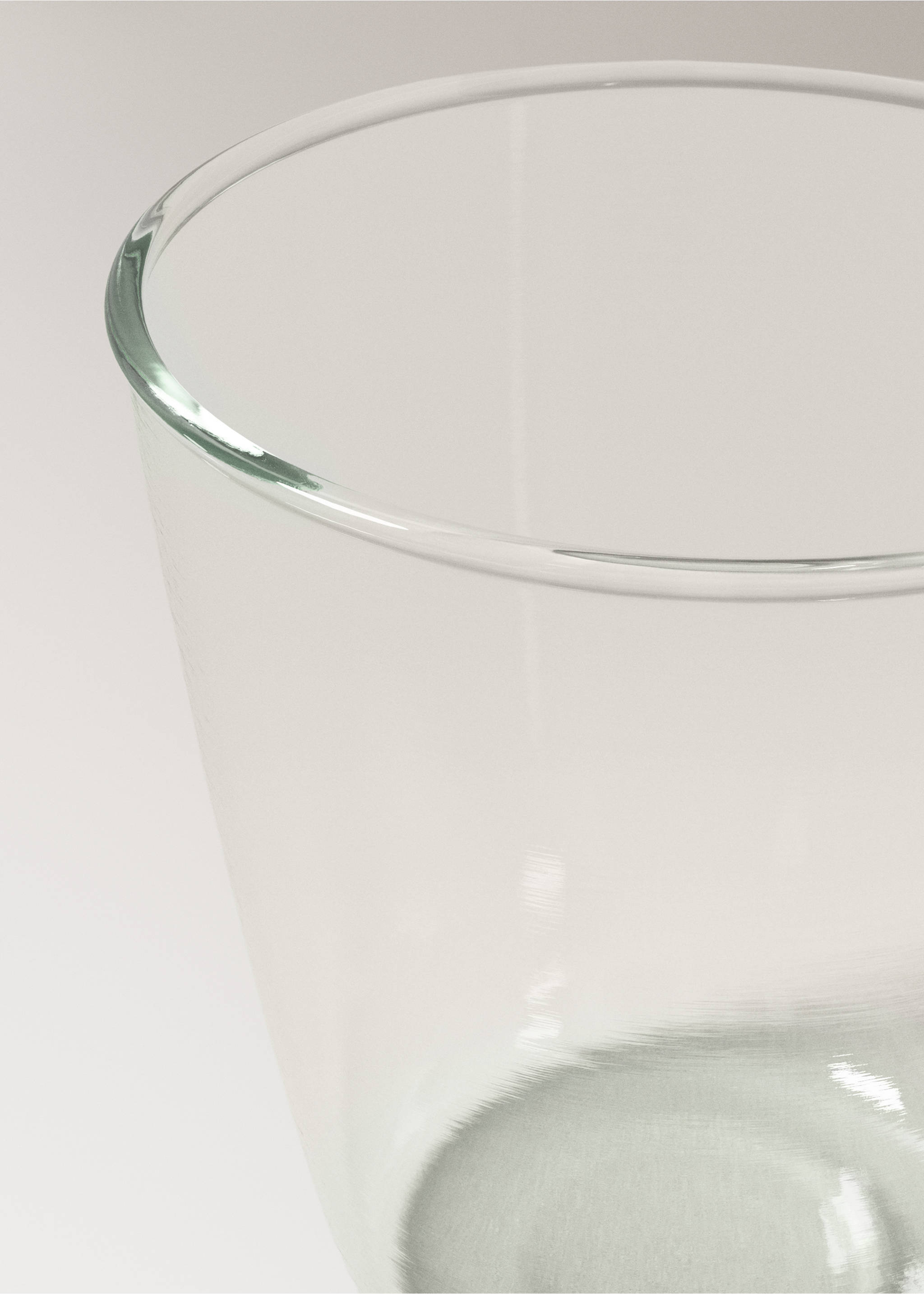Clear glass vase - Details of the article 1, Black. Ref: 37073297-00.