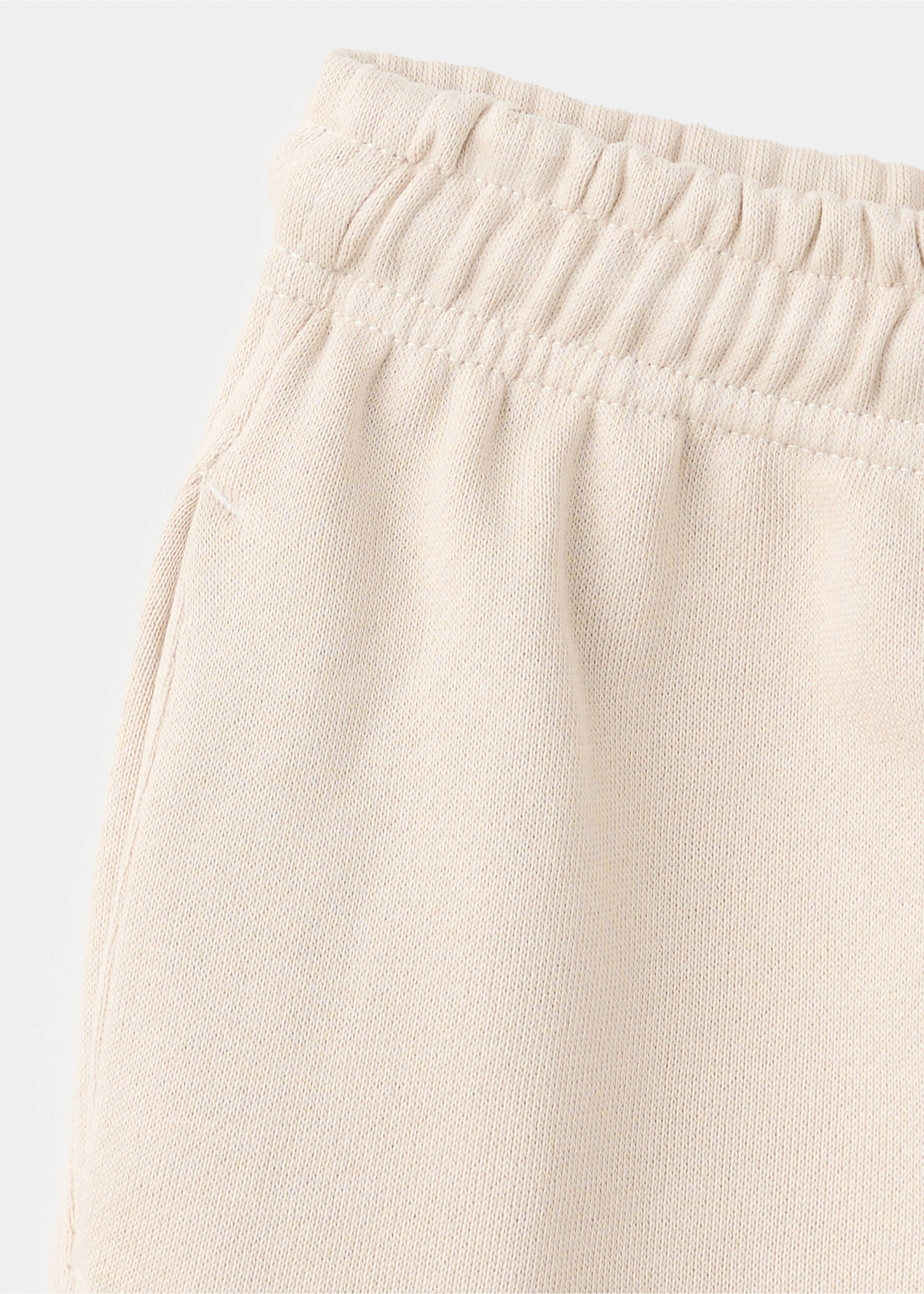 100% cotton jogger trousers - Details of the article 8, Sand. Ref: 37073307-00.