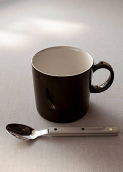 Stoneware mug — Chocolate 1
