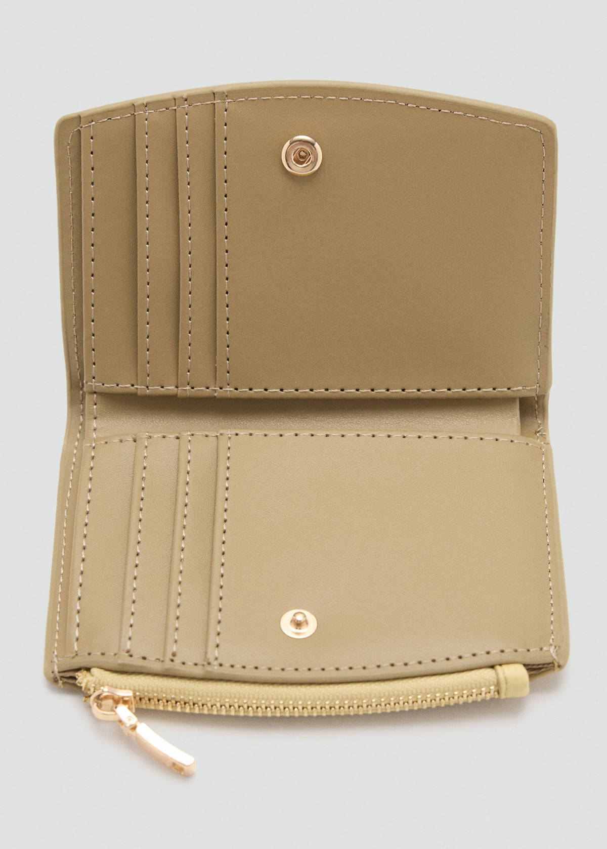 Wallet with button flap — Vanilla