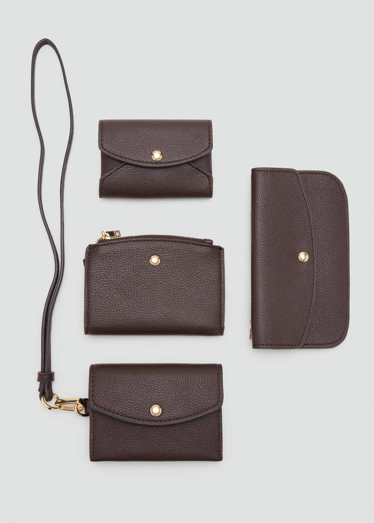 Wallet with button flap — Chocolate