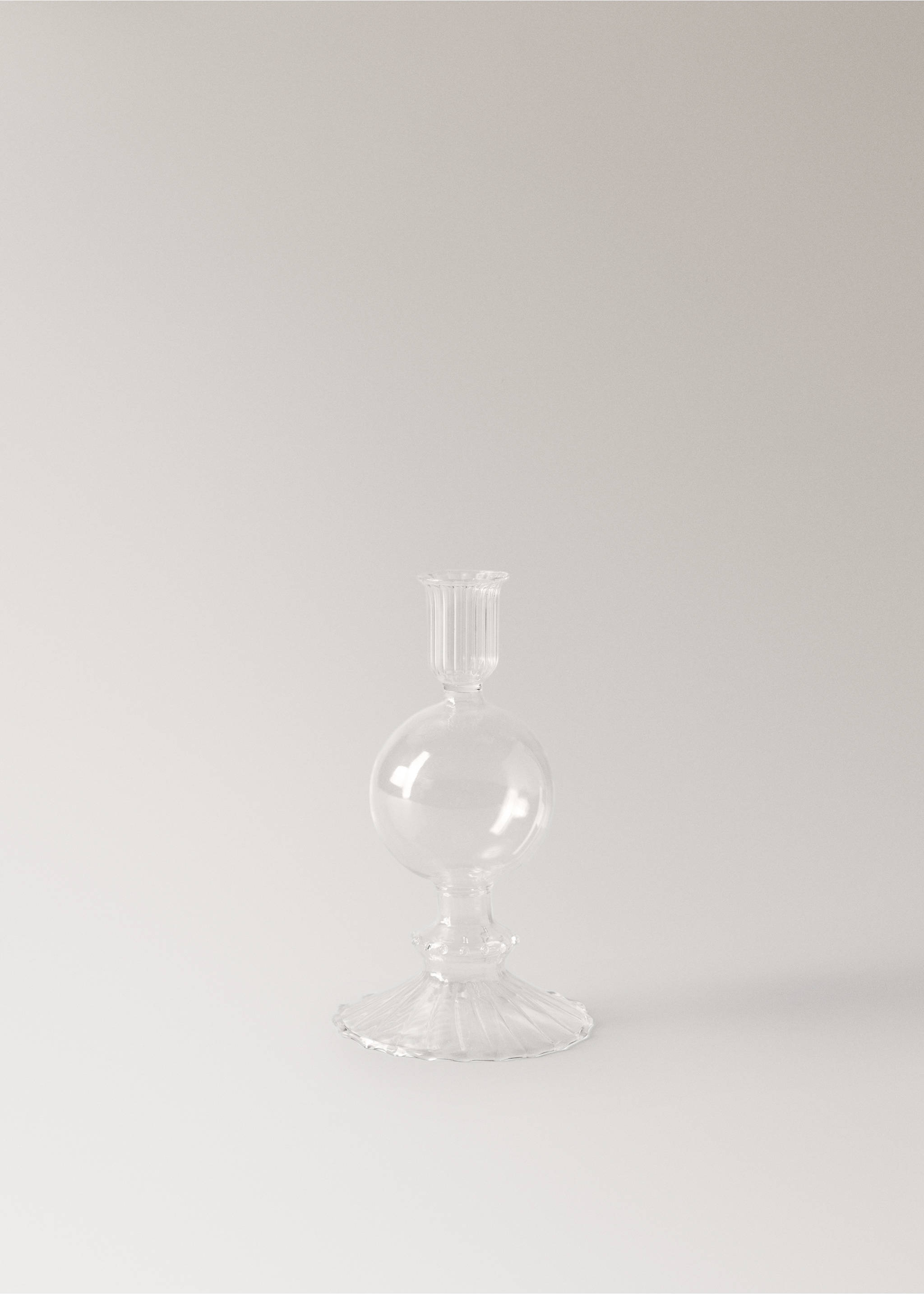 Borosilicate candelabra in a low form - Article without model, Black. Ref: 37073319-00.