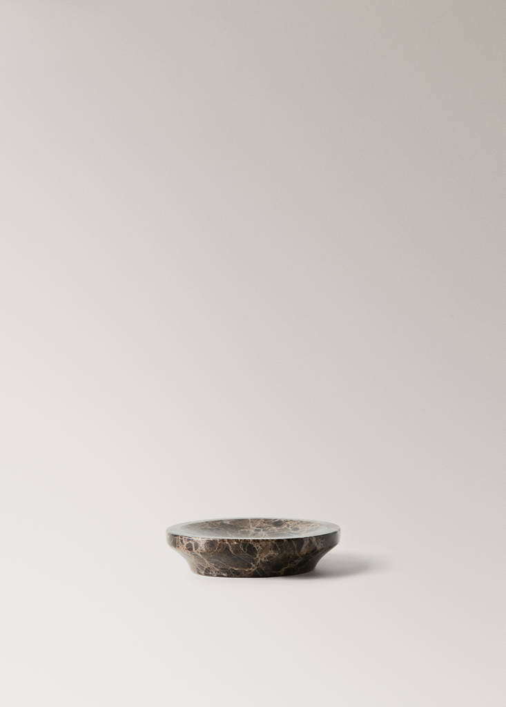 Marble-effect soap dish — Brown