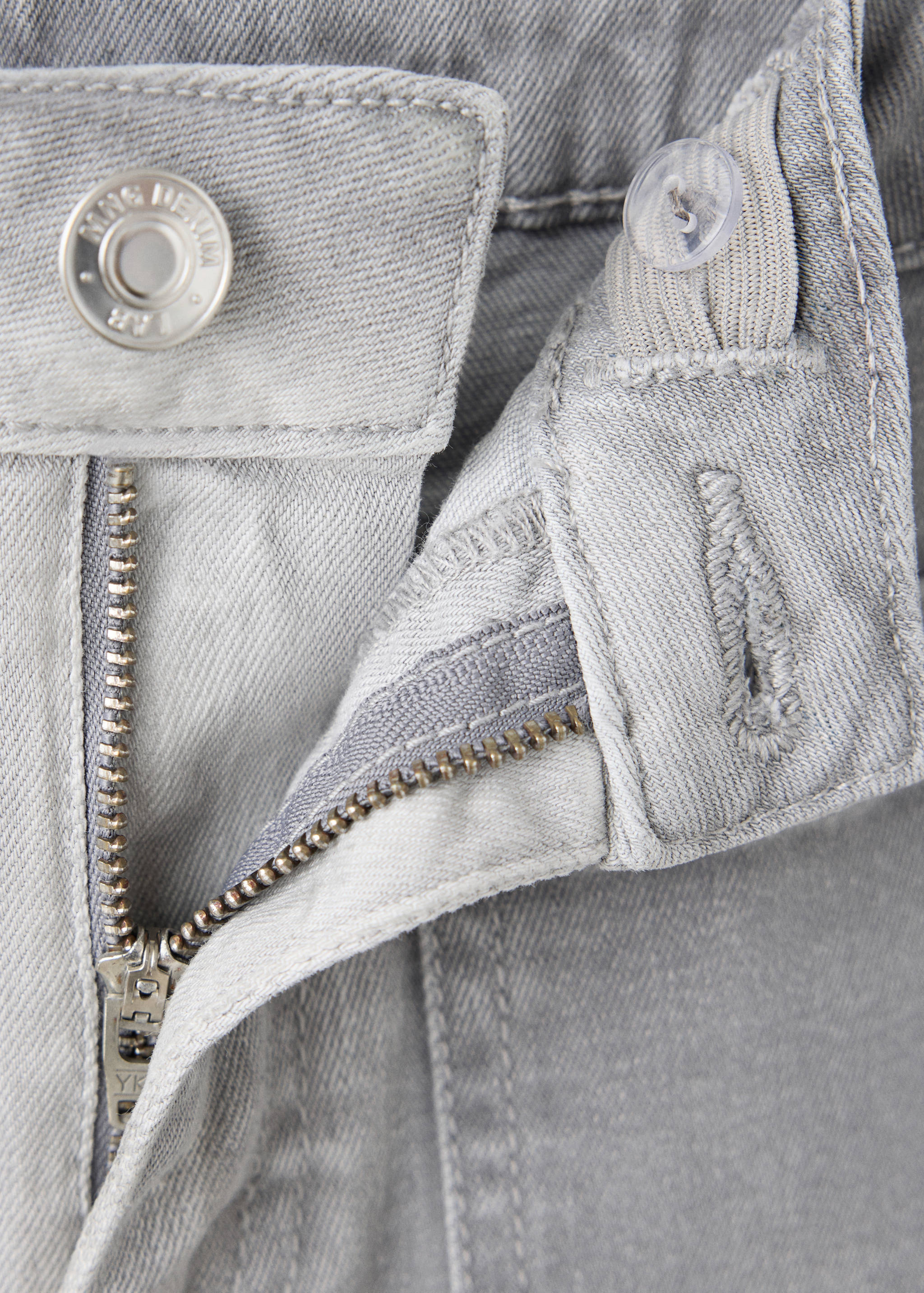 Flared jeans with pocket - Details of the article 8