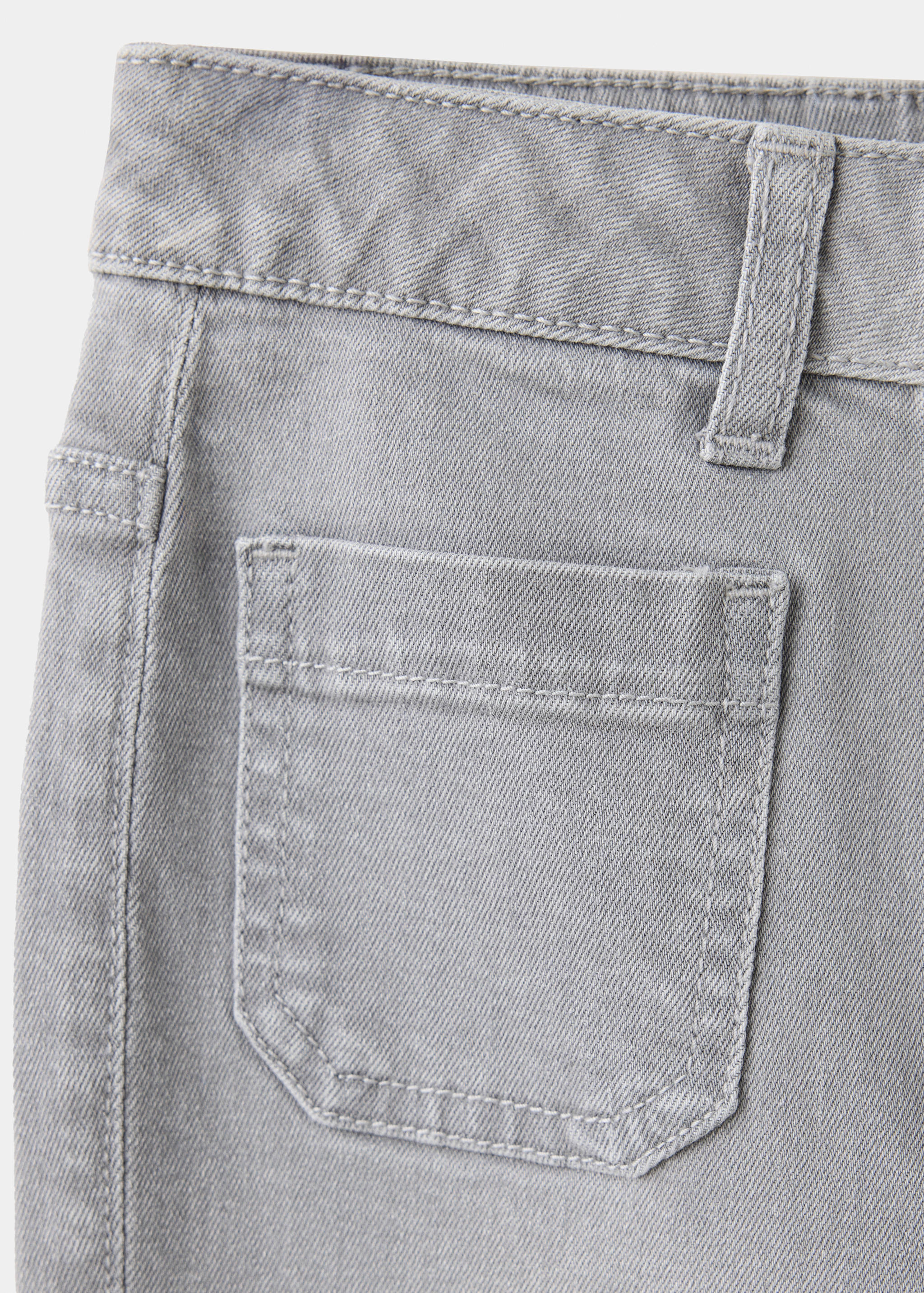 Flared jeans with pocket - Details of the article 0