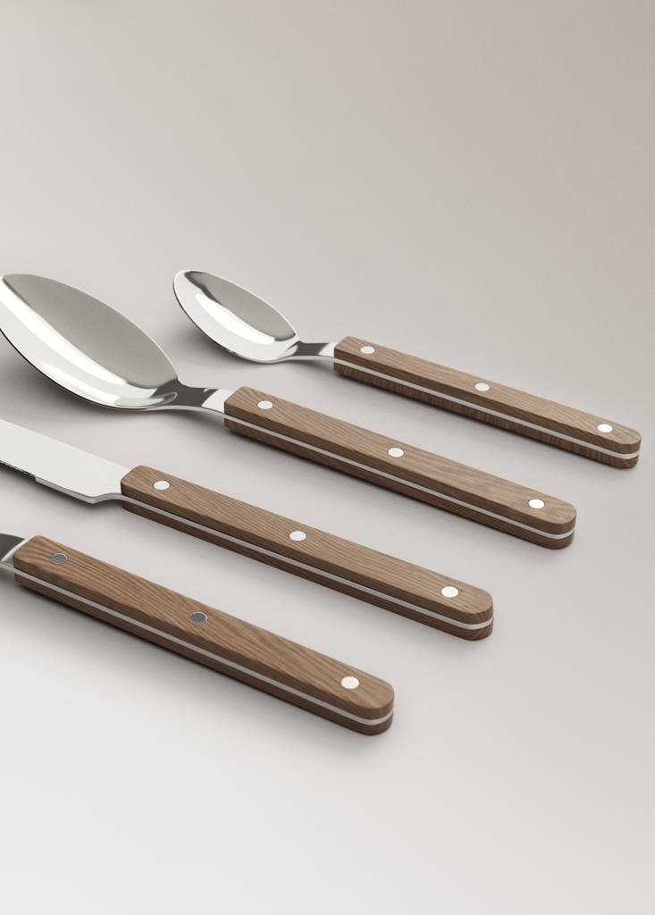 Stainless steel cutlery set with resin handles — Brown