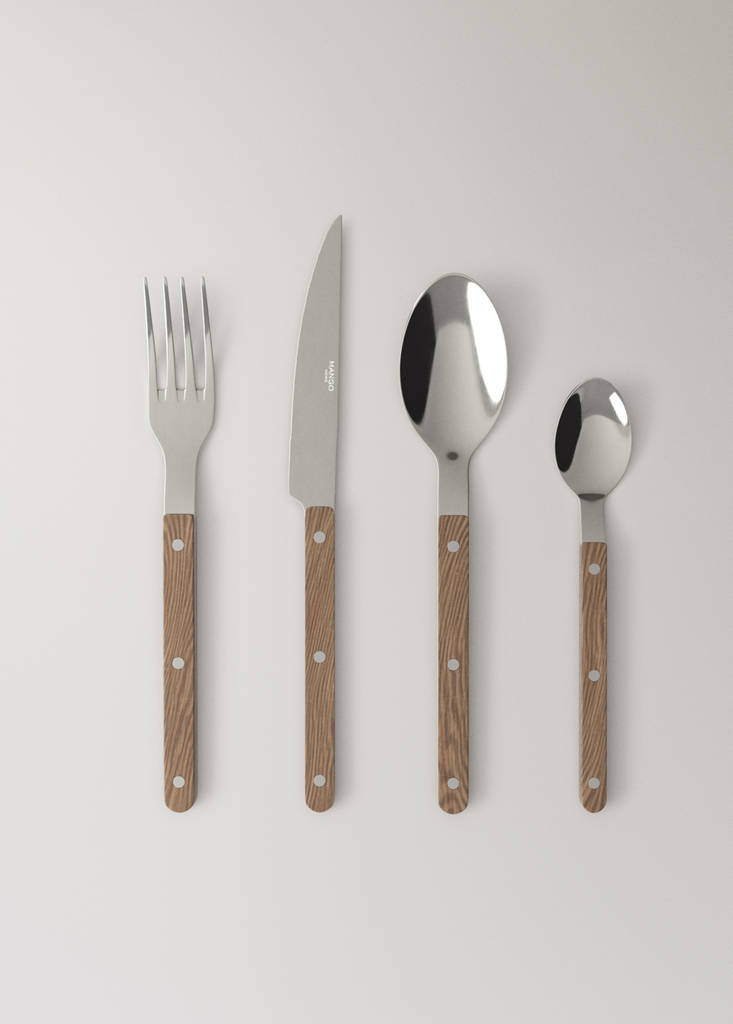 Stainless steel cutlery set with resin handles — Brown