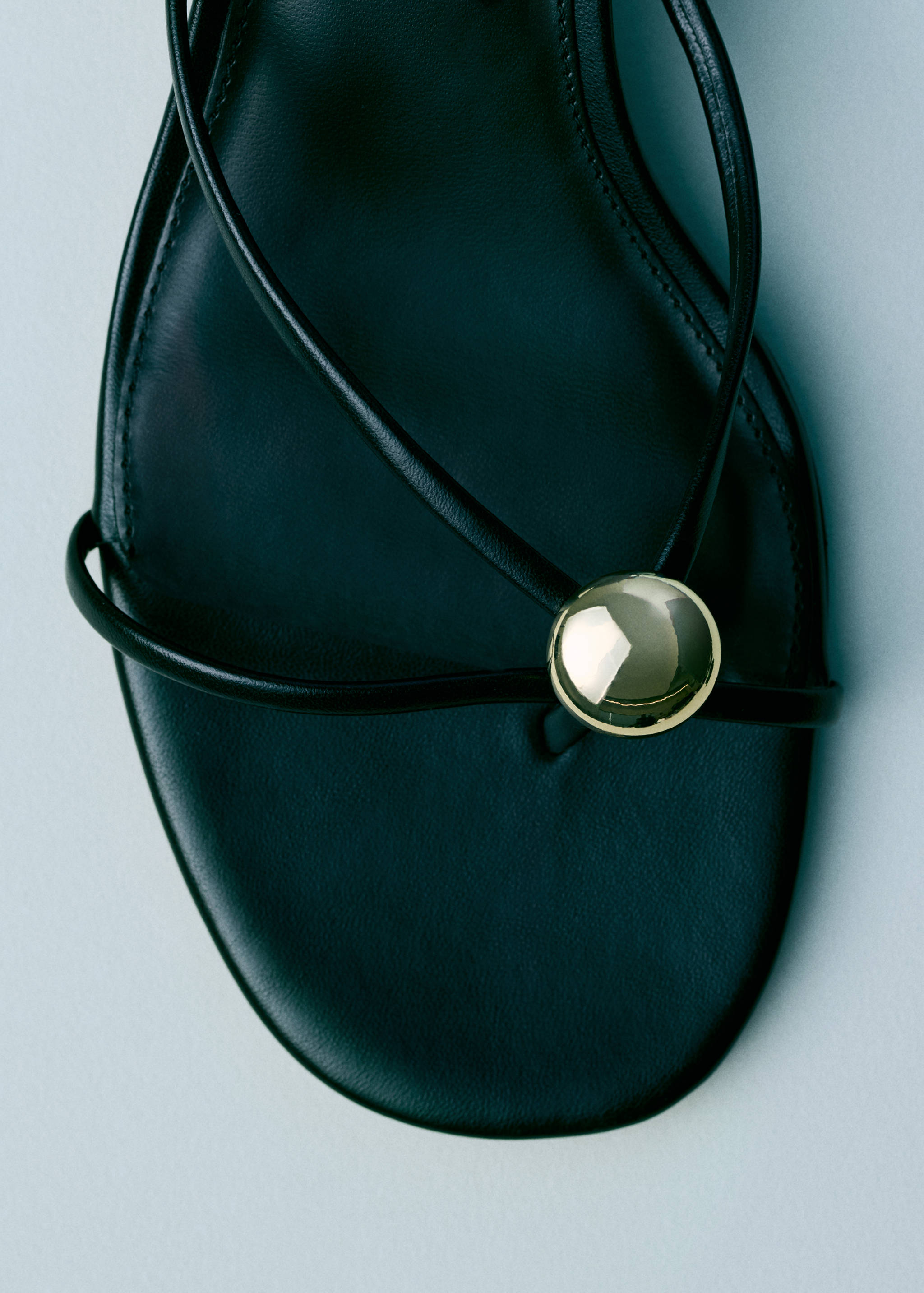 Heeled sandal with metallic bead straps - Details of the article 5