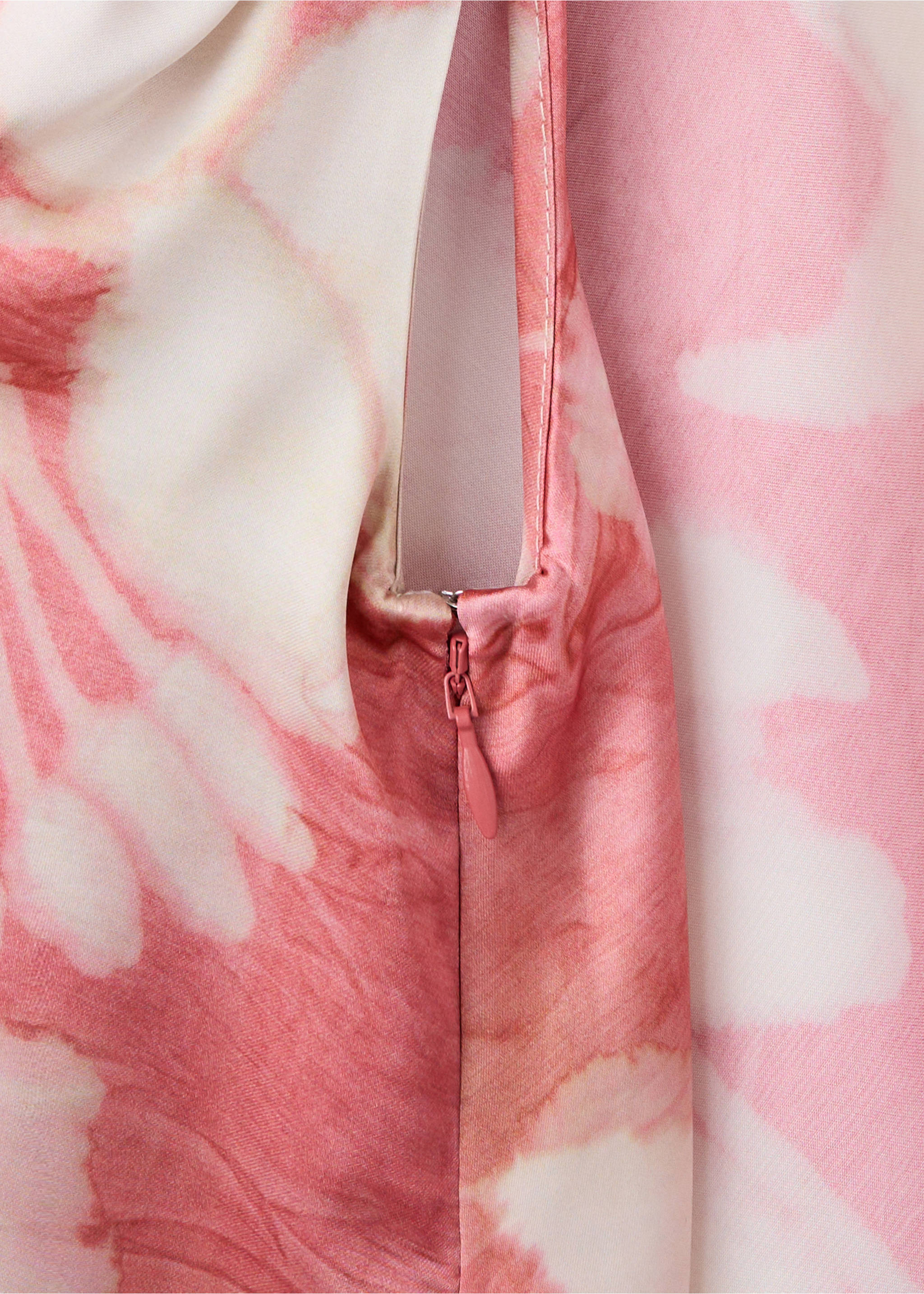 Asymmetrical floral-print dress - Details of the article 0, Pink. Ref: 37073894-00.