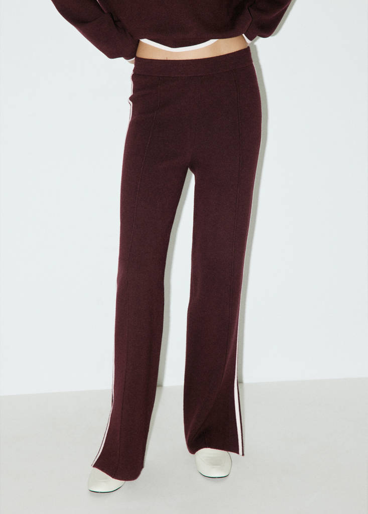 Knitted trousers with contrasting stripes — Chocolate