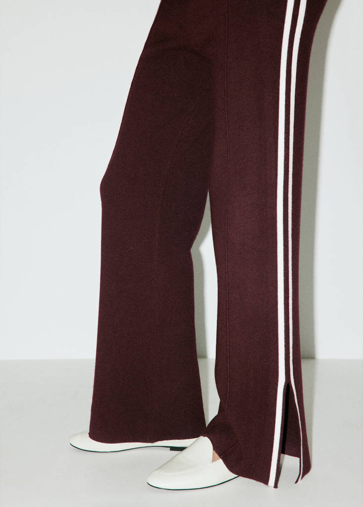 Knitted trousers with contrasting stripes — Chocolate
