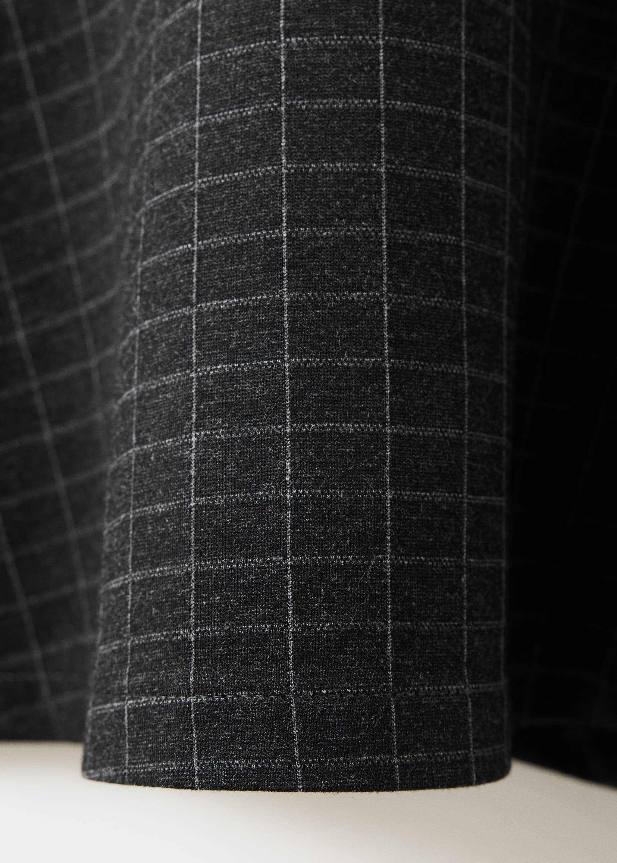 Vestit punt baixos volant - Detall de l'article 0