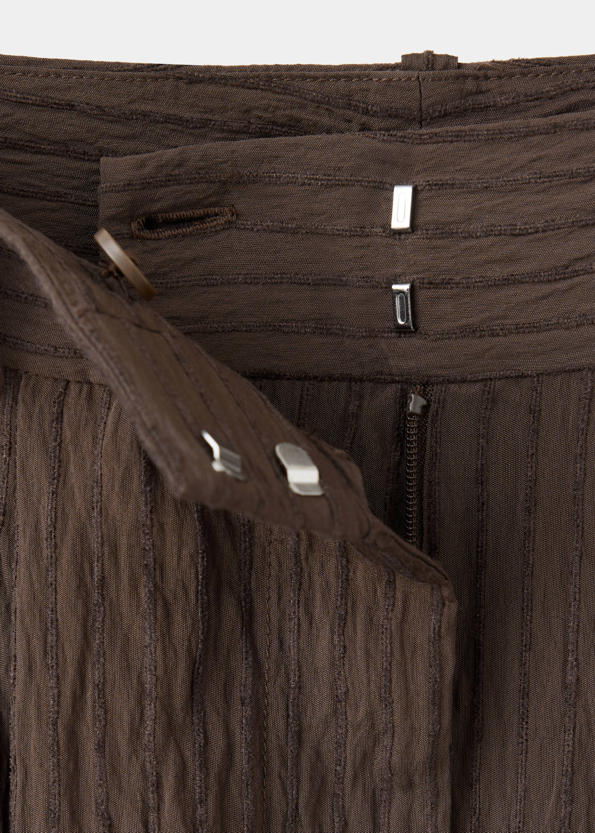 Wide leg fluid trousers - Details of the article 8