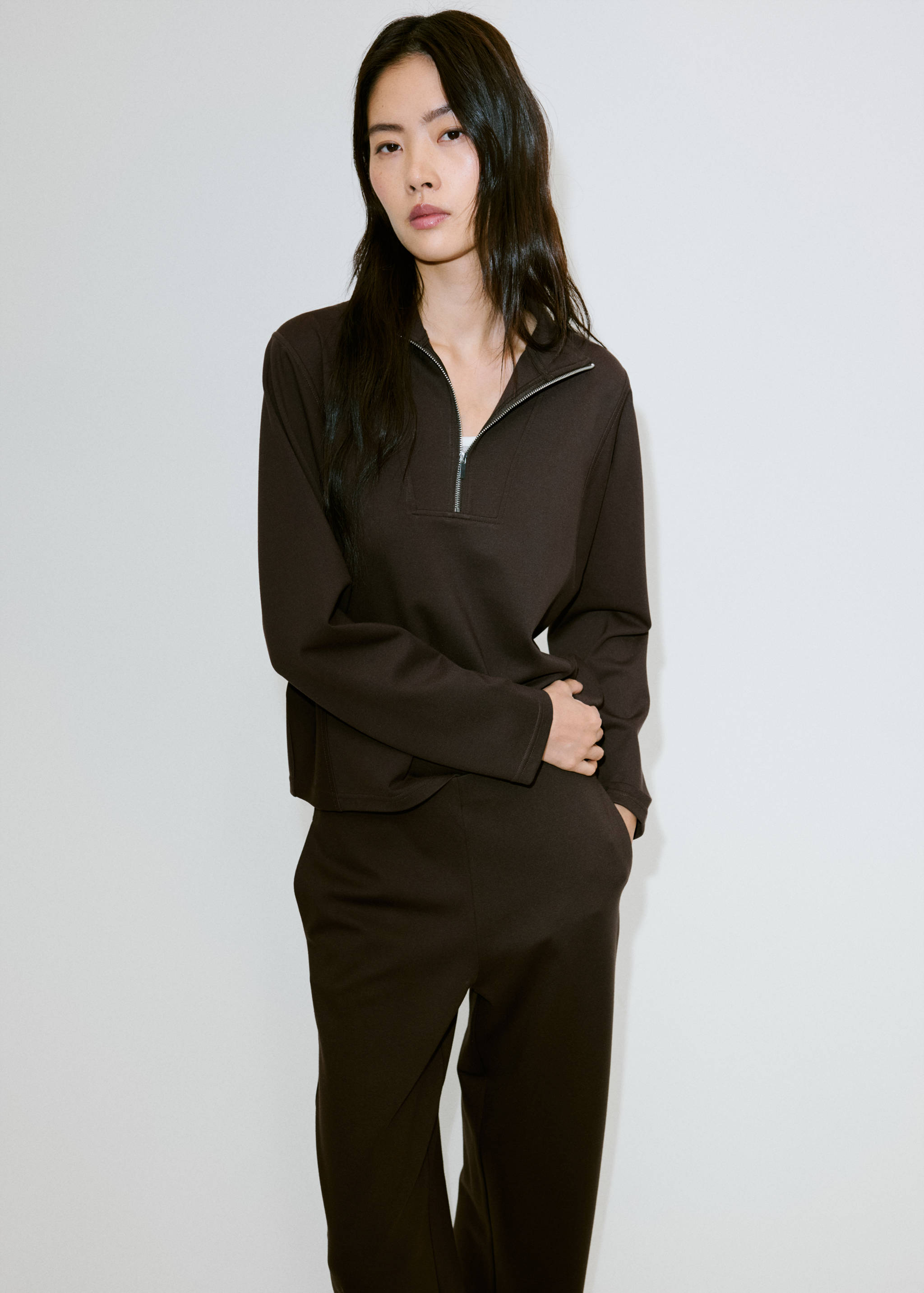 Fine-knit straight-fit trousers - Details of the article 1