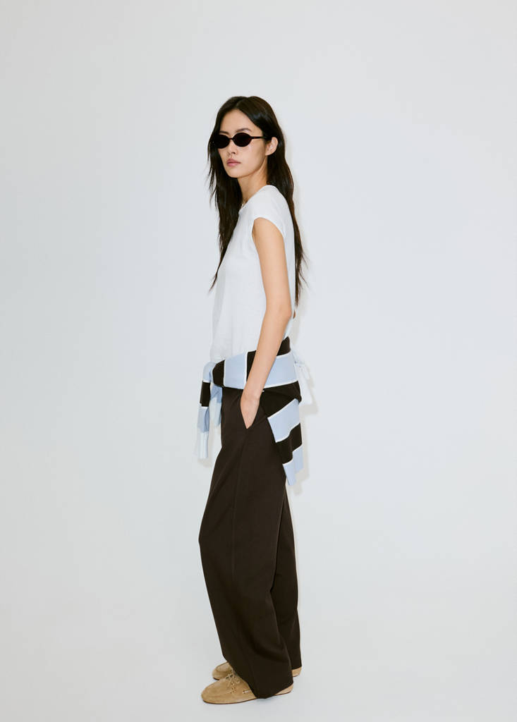 Fine-knit straight-fit trousers — Brown
