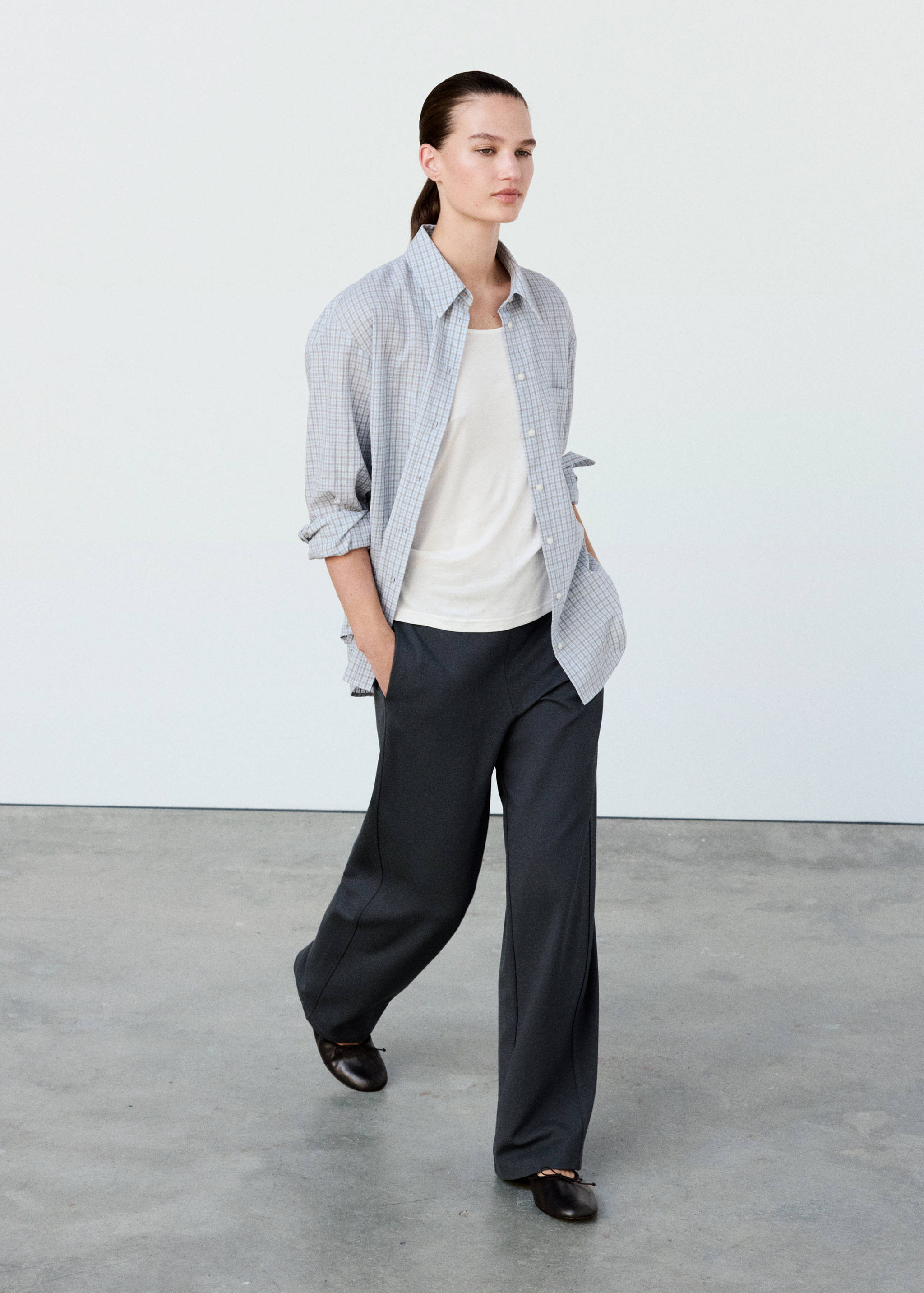 Fine-knit straight-fit trousers - Details of the article 3
