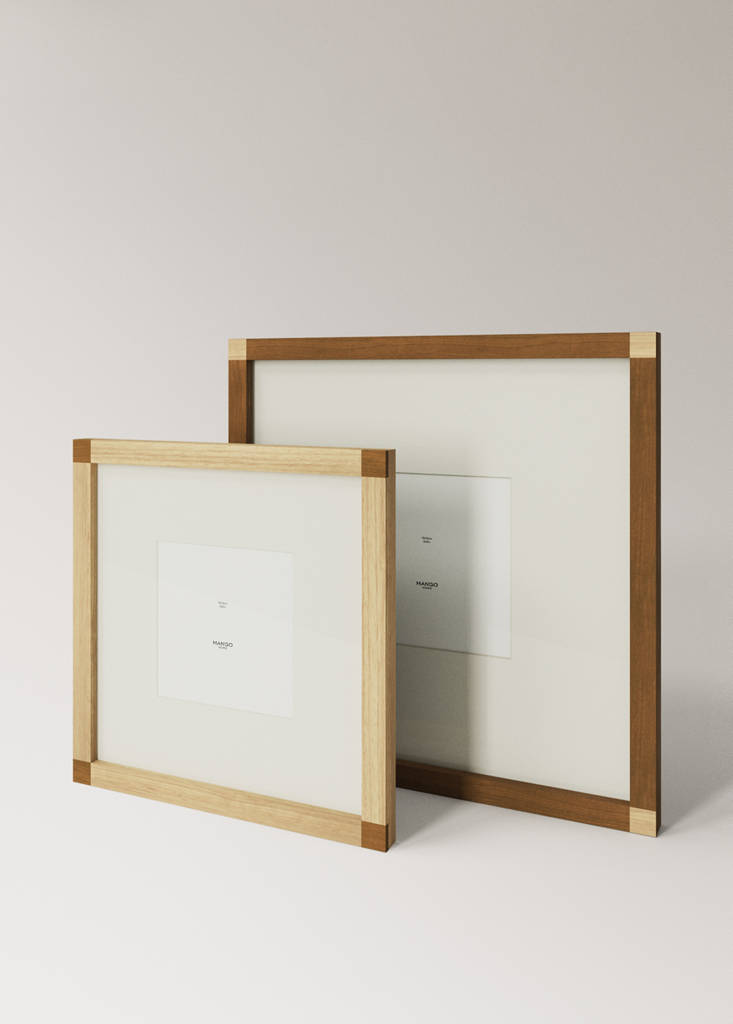 Large wooden photo frame with contrasting design — Brown