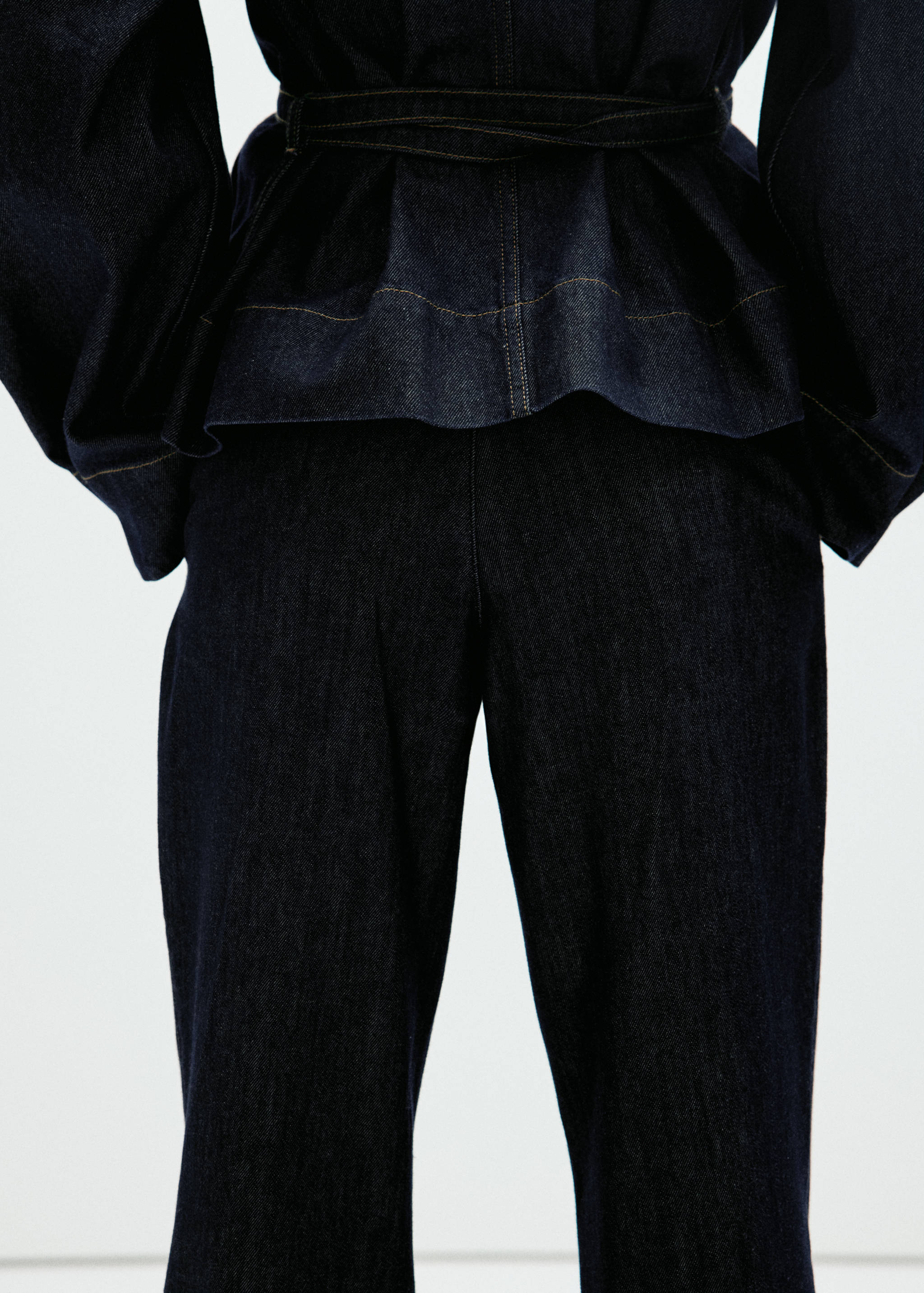 Mid-rise denim jeans - Details of the article 1