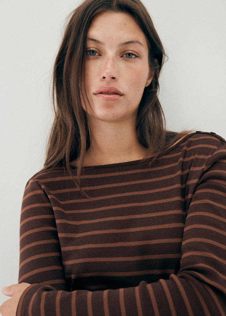 Striped boat-neck t-shirt — Brown