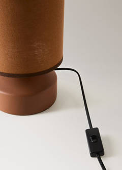 Ceramic base lamp with contrasting shade — Brown 3