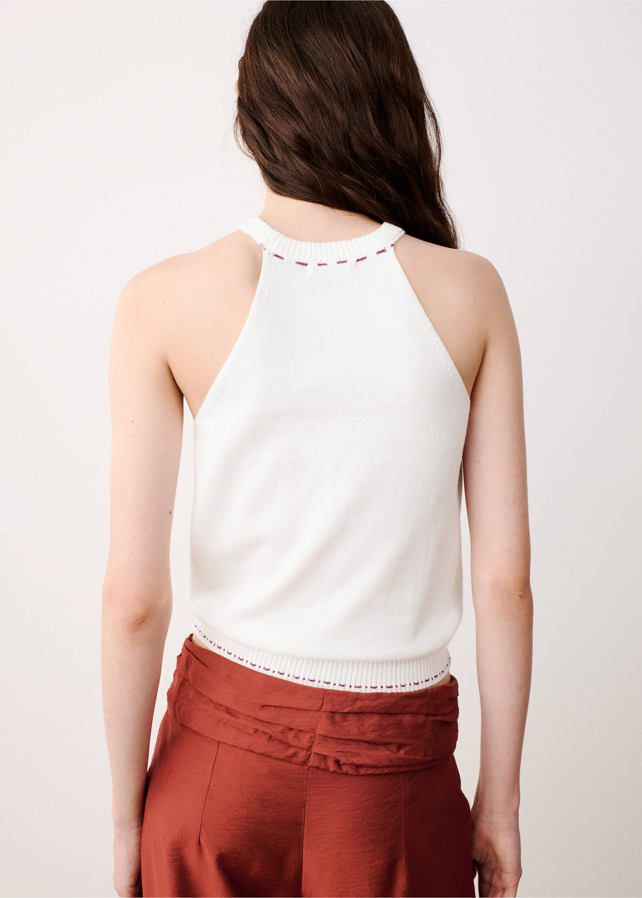 Contrast knit halter top - Reverse of the article, Off White. Ref: 37074095-00.