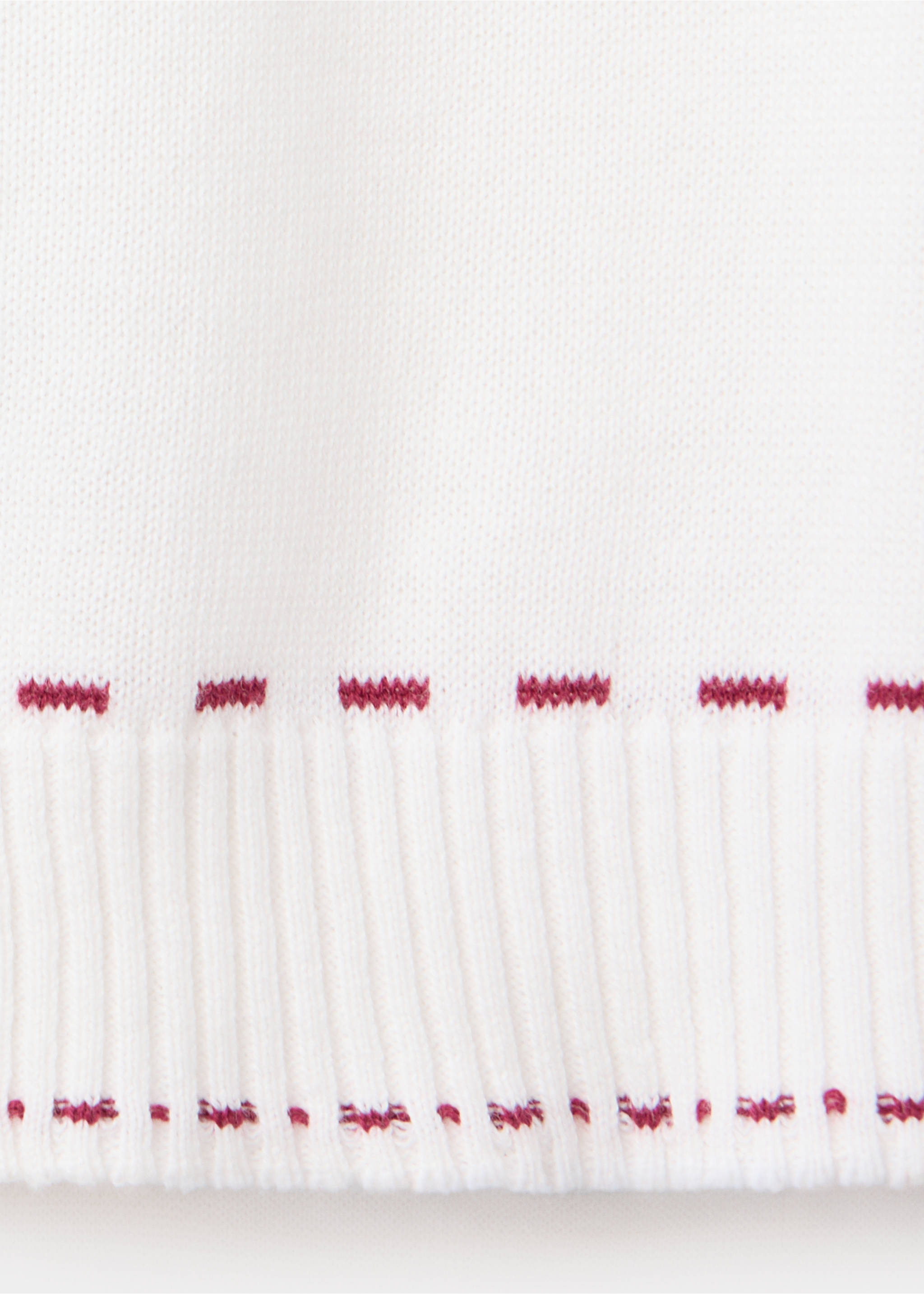 Contrast knit halter top - Details of the article 0, Off White. Ref: 37074095-00.