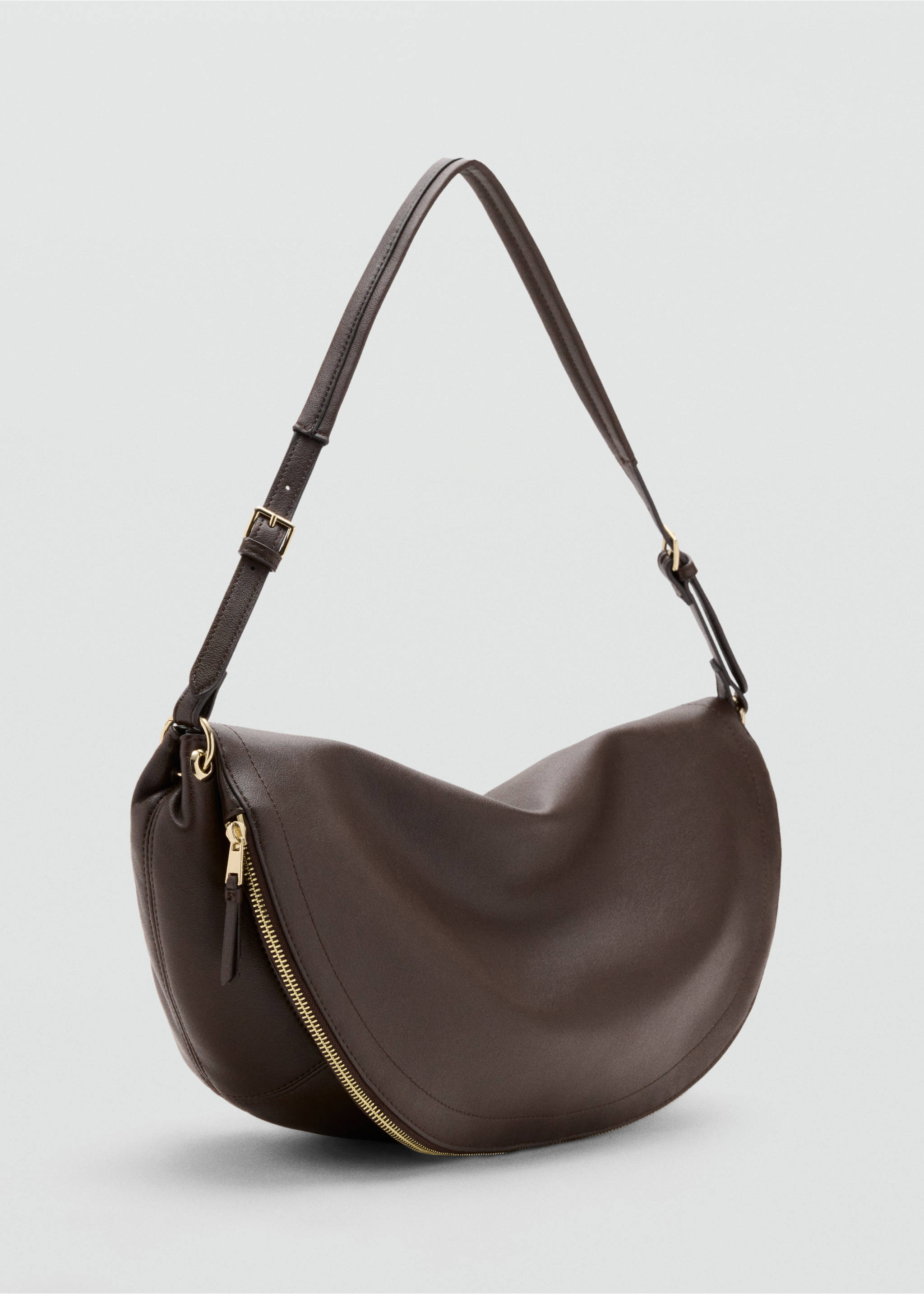 Oval shoulder bag - Medium plane, Chocolate. Ref: 37074097-00.