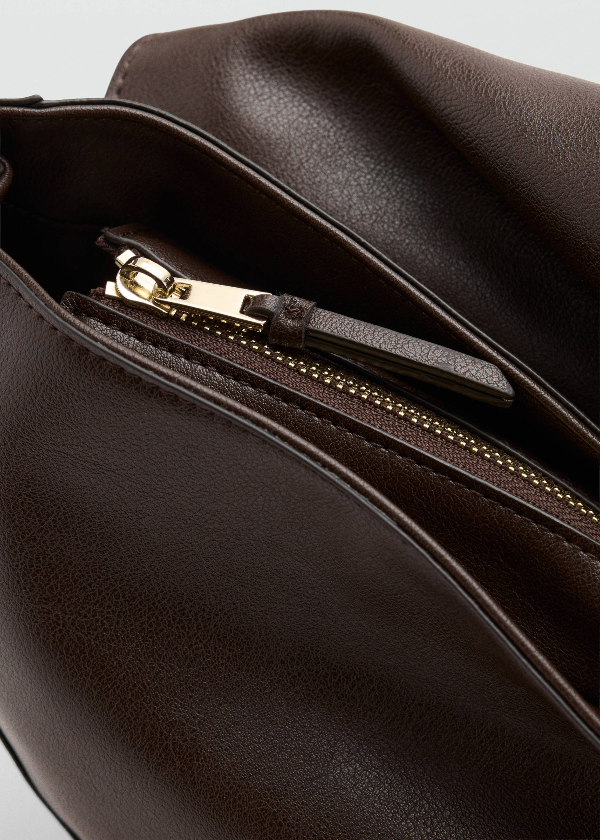 Oval shoulder bag - Details of the article 3