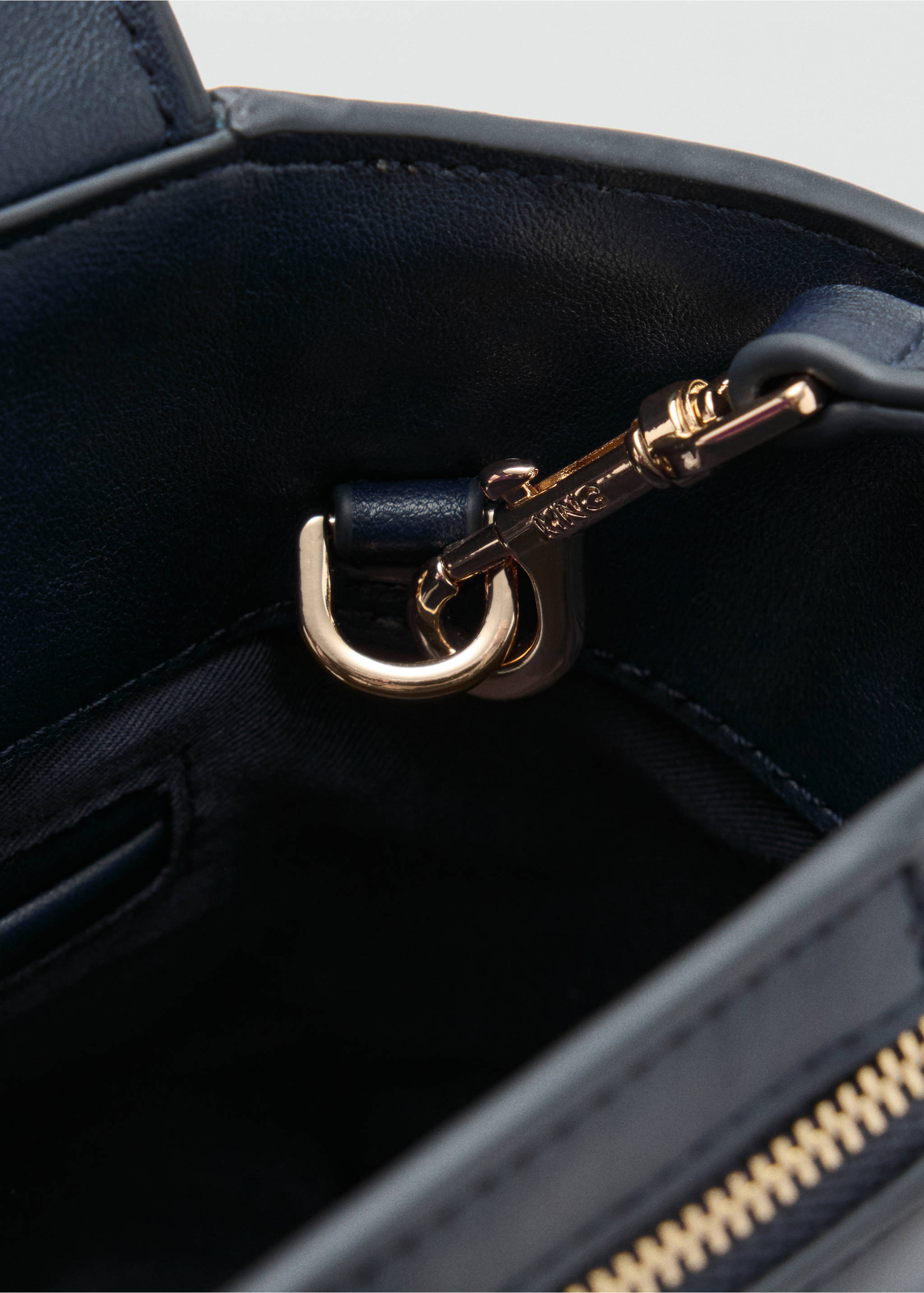 Handbag with zips - Details of the article 2, Navy. Ref: 37074099-00.