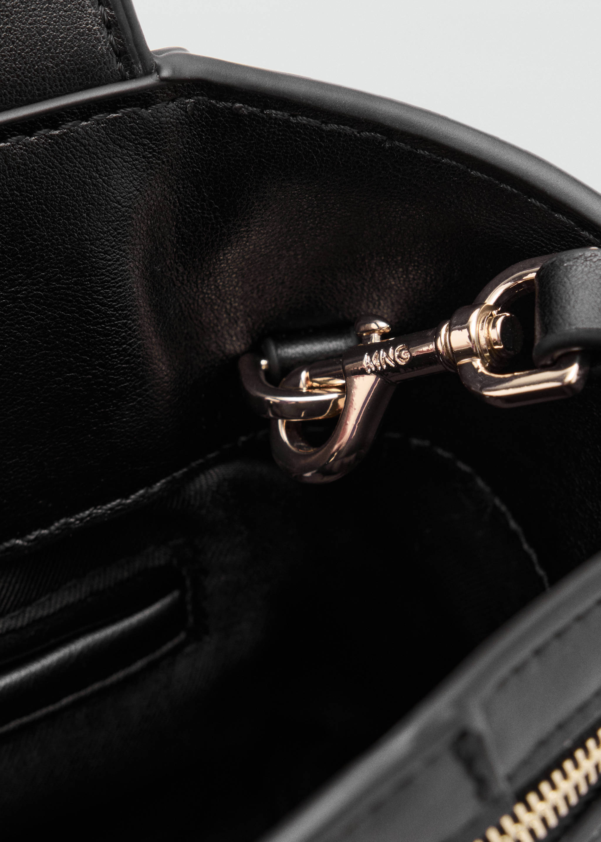 Handbag with zips - Details of the article 2
