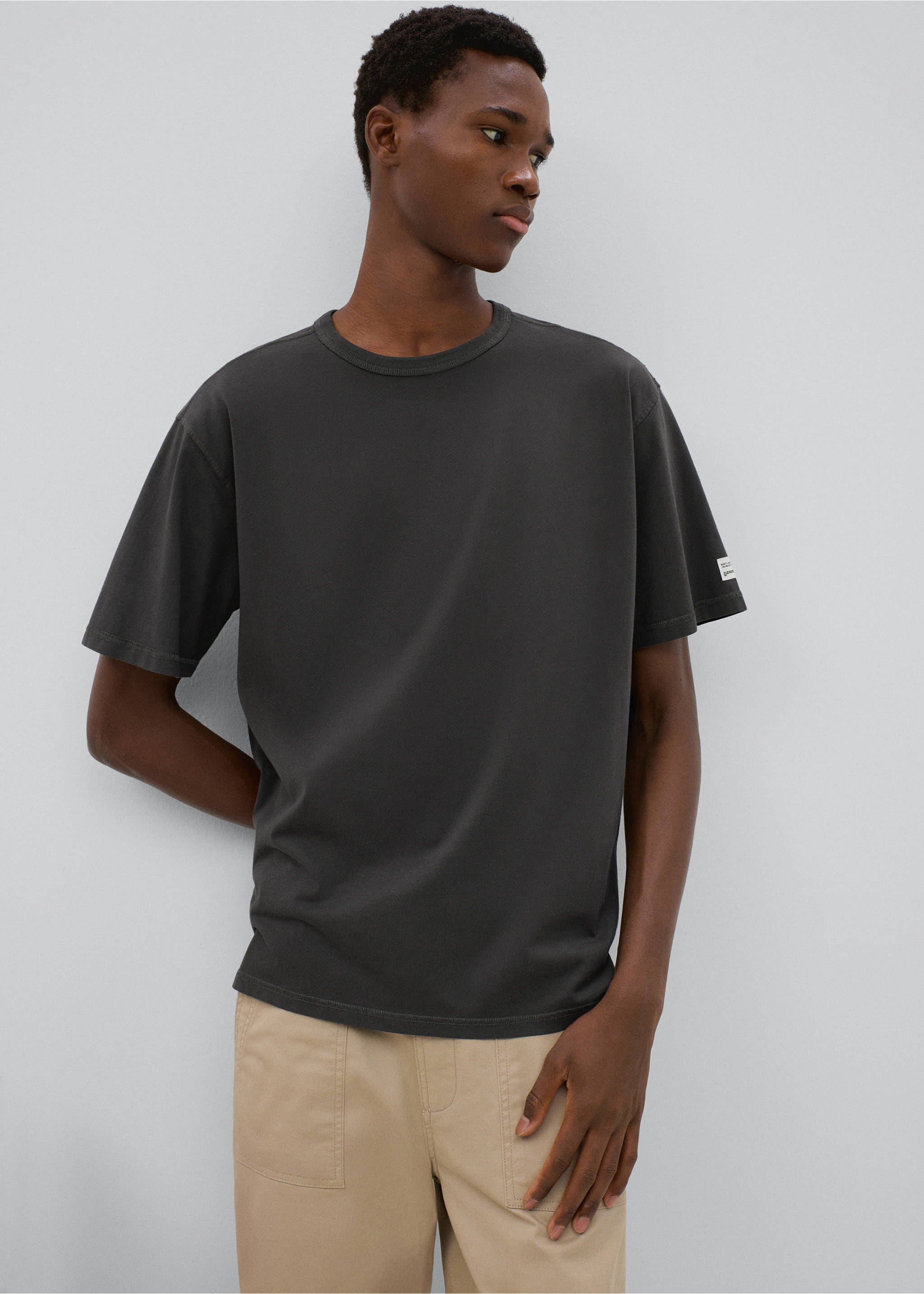 Short-sleeved cotton t-shirt - Medium plane, Charcoal. Ref: 37074101-00.