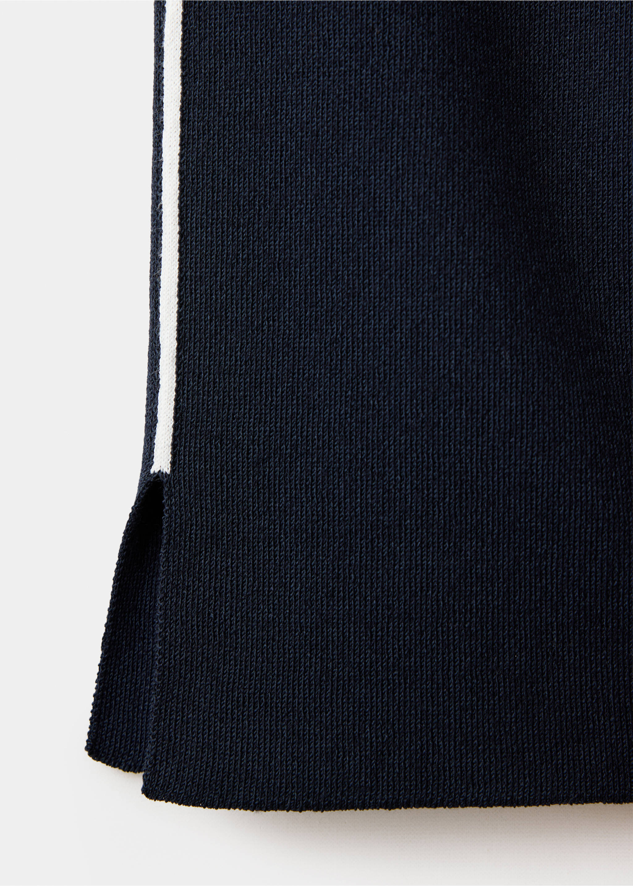 Contrast-stripe knit capri pants - Details of the article 8, Navy. Ref: 37074105-00.