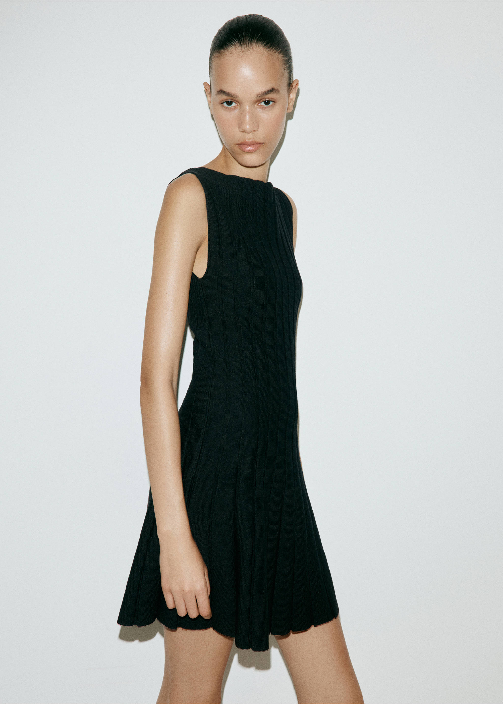 Ribbed knit dress - Medium plane, Black. Ref: 37074106-00.