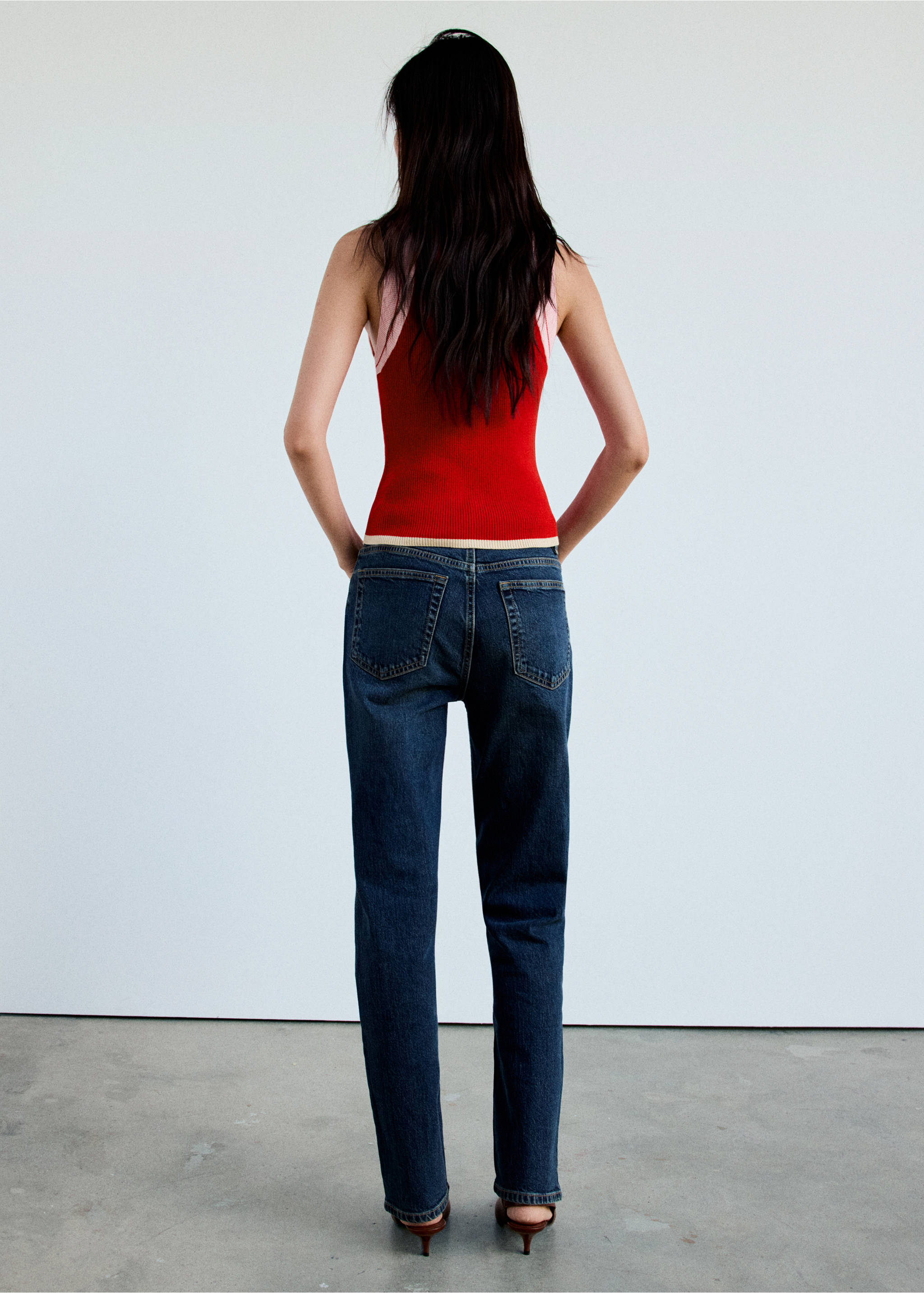 Ribbed top with contrasting trim - Reverse of the article, Red. Ref: 37074107-00.
