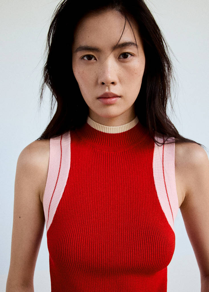 Ribbed top with contrasting trim — Red