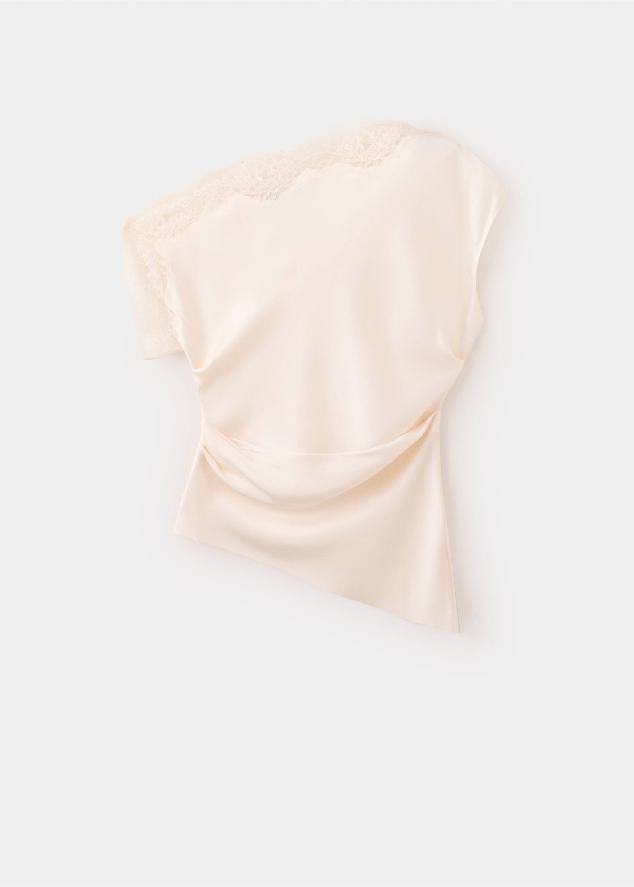 Haut satiné asymétrique avec détails en dentelle - Article sans modèle, Écru. Ref: 37074114-00.