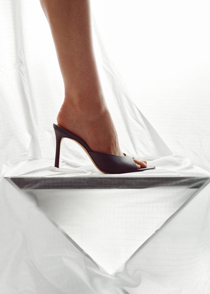 Satin stiletto heel sandal — Grey