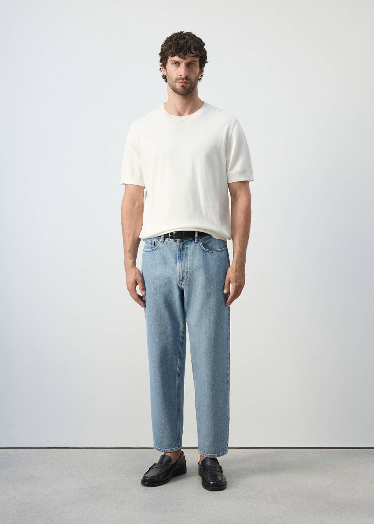 Sammy cropped carrot fit jeans — Light Blue