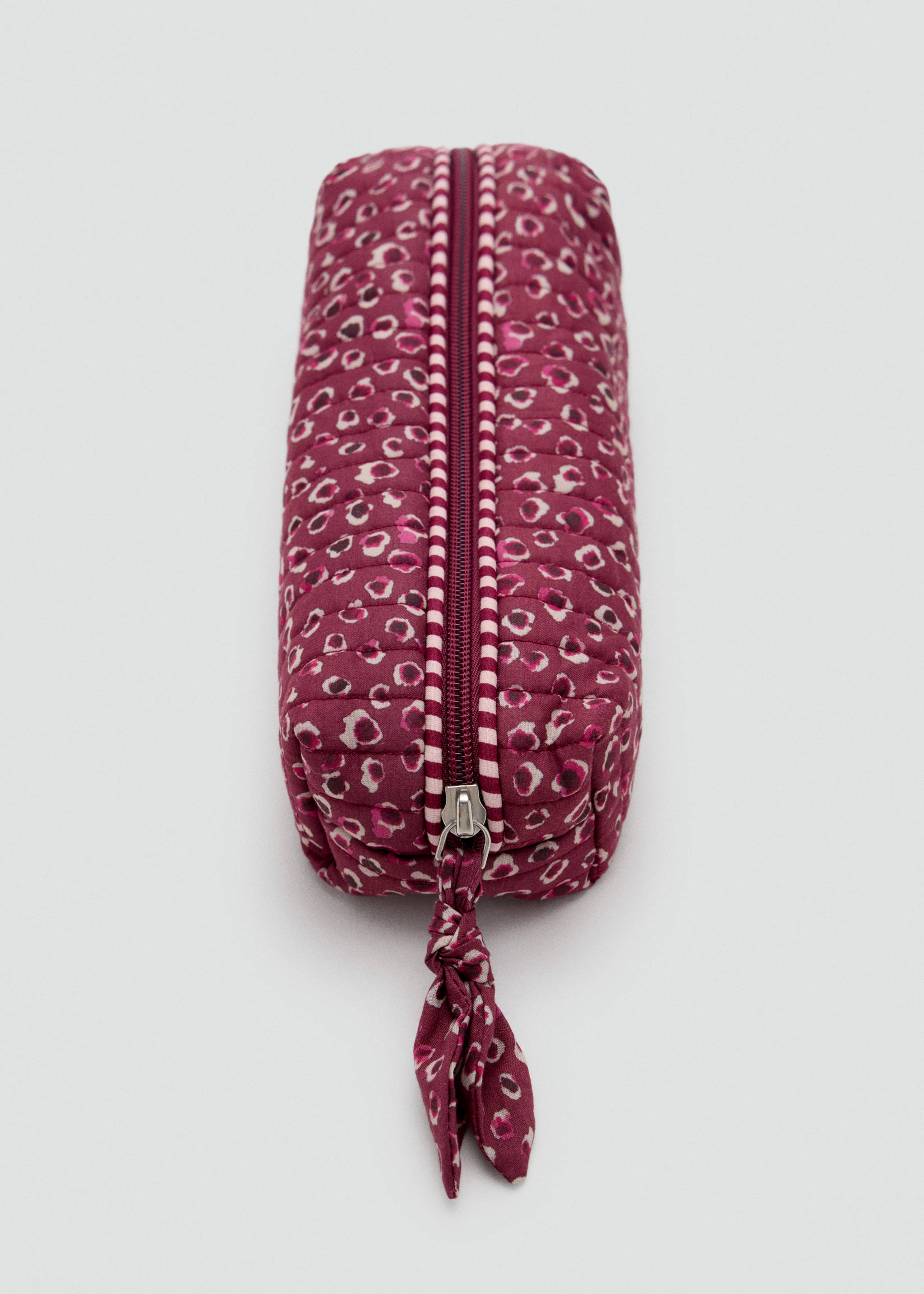 Quilted printed pouch - Details of the article 1