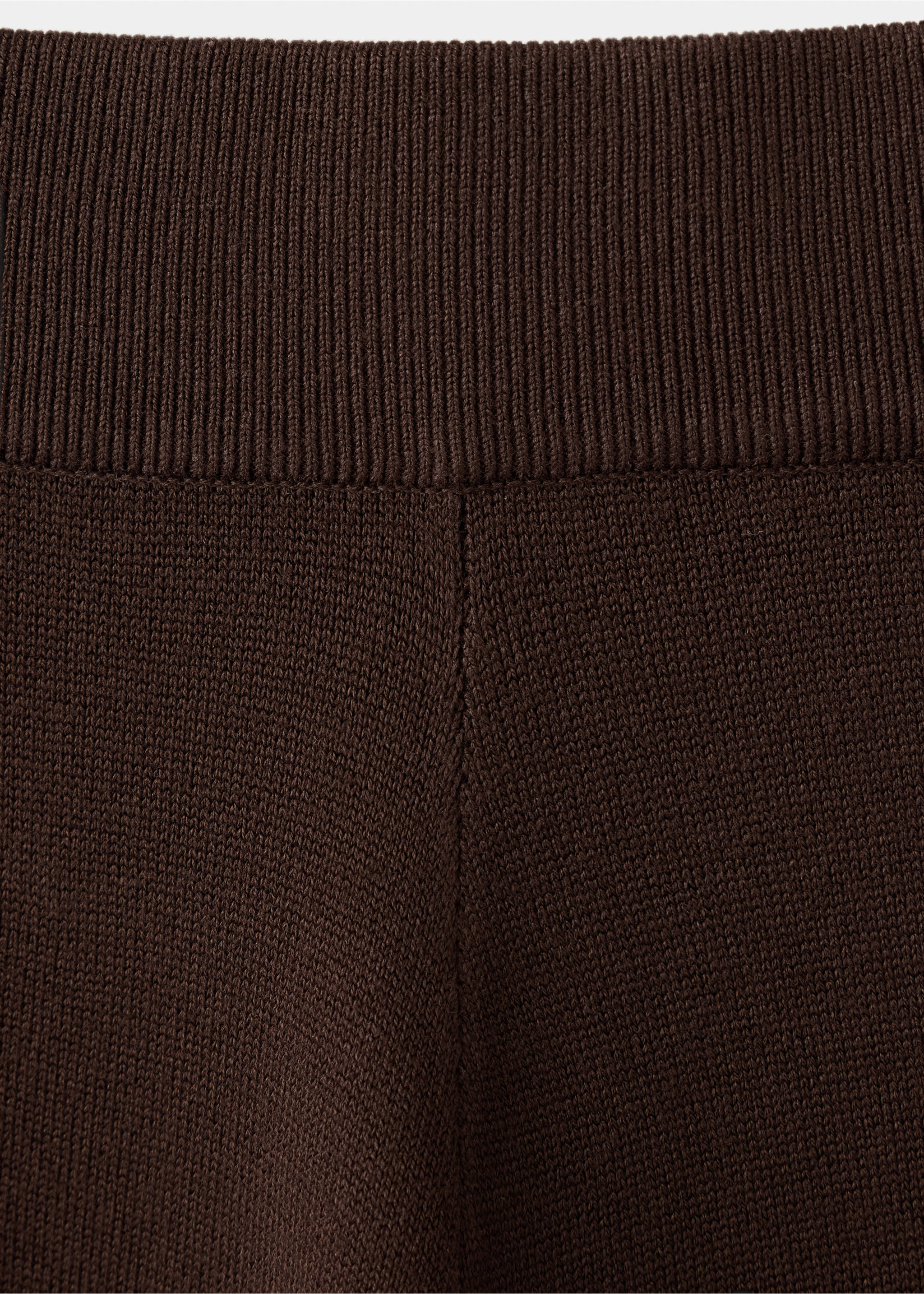 Wide-leg broek van een fijngebreide stof - Detail van het artikel 8, Chocoladebruin. Ref: 37074414-00.
