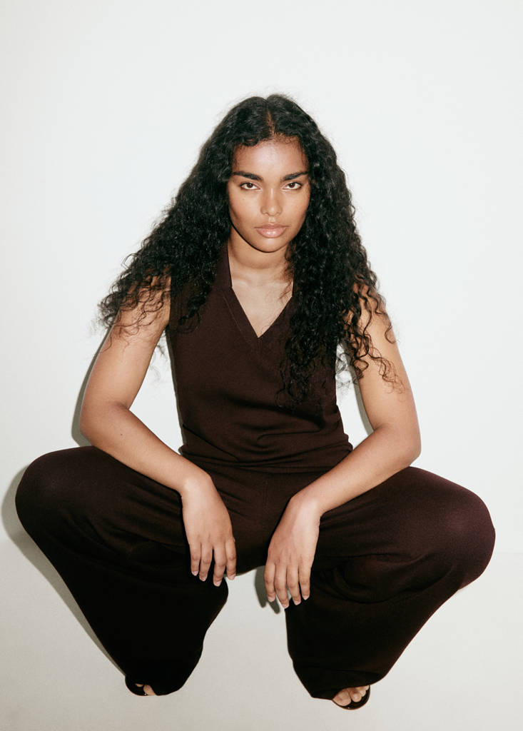 Fine-knit wide leg trousers — Chocolate