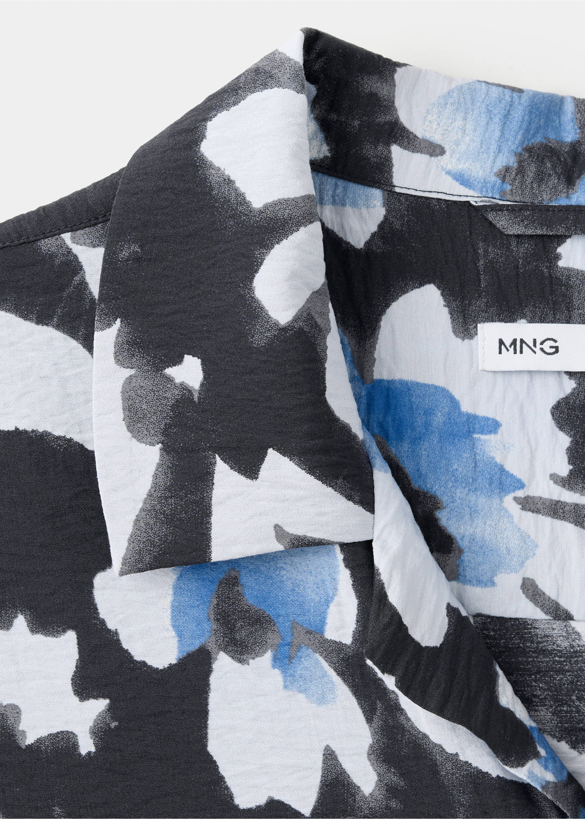 Printed bowling shirt - Details of the article 8, Black. Ref: 37074416-00.
