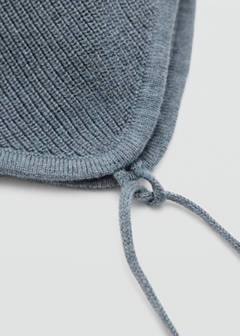 Pom pom cable-knit beanie — Green 2
